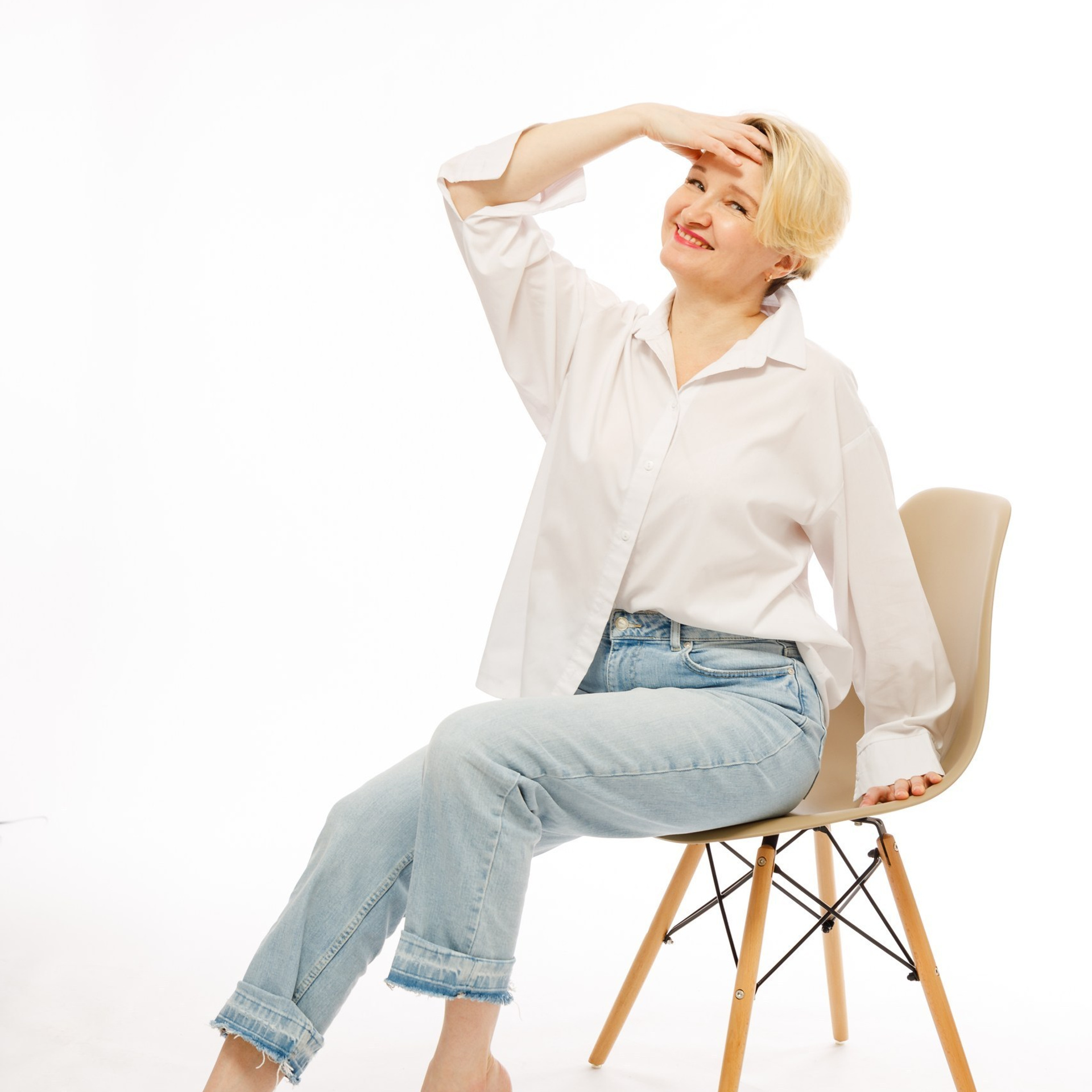 Деловая и индивидуальная фотосессия. Студия коммерческой съемки ХВОЯ