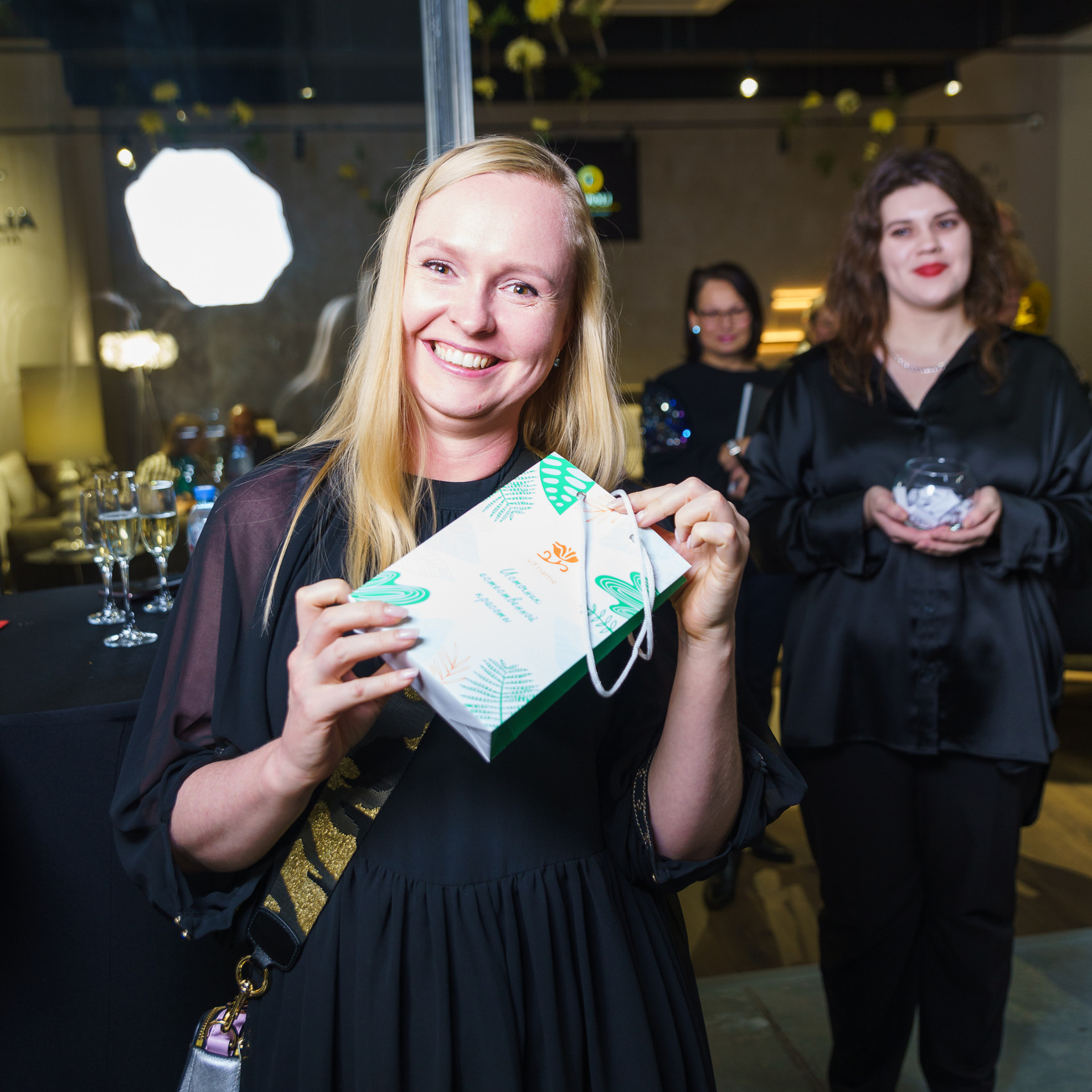 Открытие салона Empoli. Студия коммерческой съемки ХВОЯ