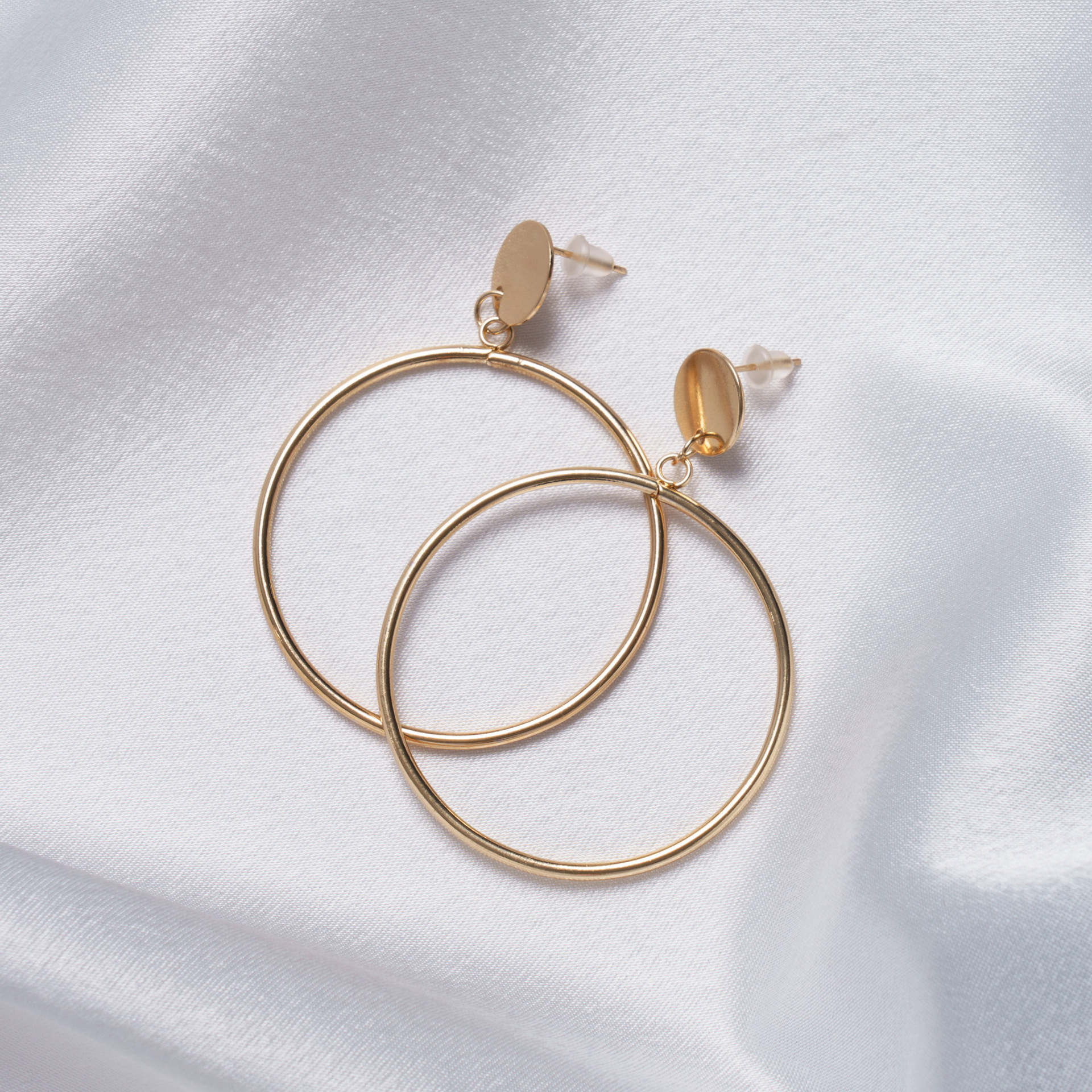 Предметная съемка бижутерии, часов и ювелирных изделий для  каталога, сайта, маркетплейсов. Студия коммерческой съемки ХВОЯ