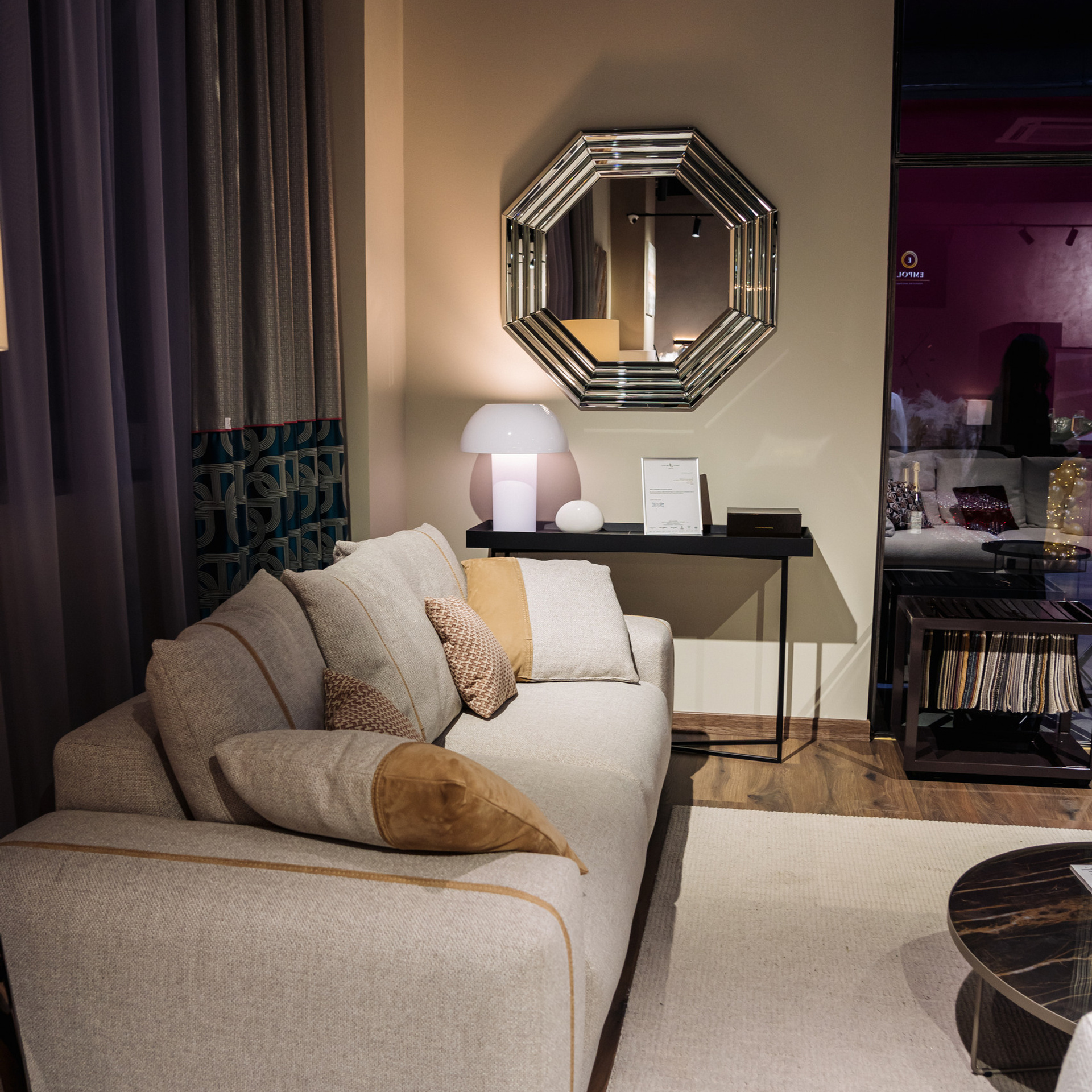 Интерьерная фото и видео съемка. Студия коммерческой съемки ХВОЯ