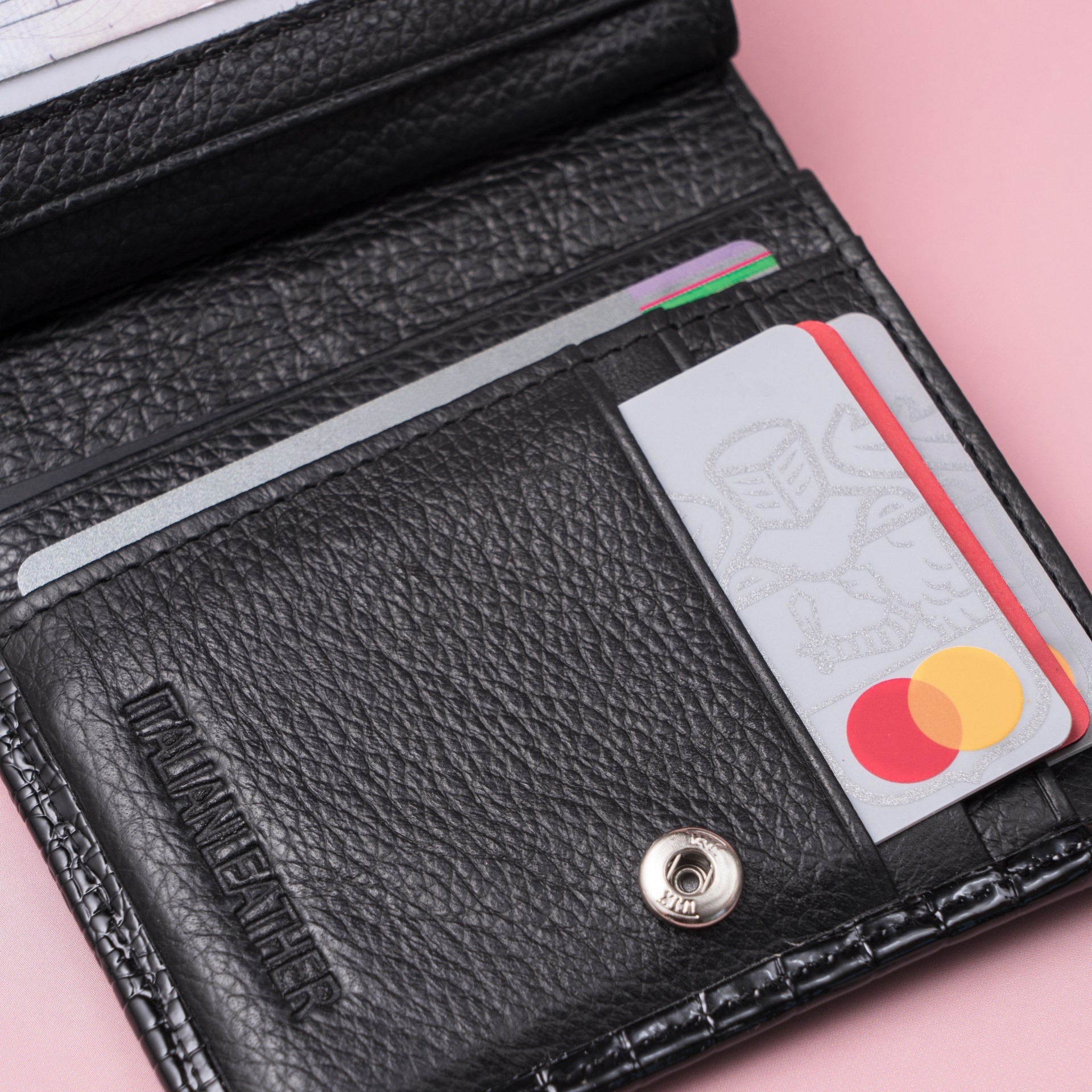 Кошельки. Студия коммерческой съемки ХВОЯ