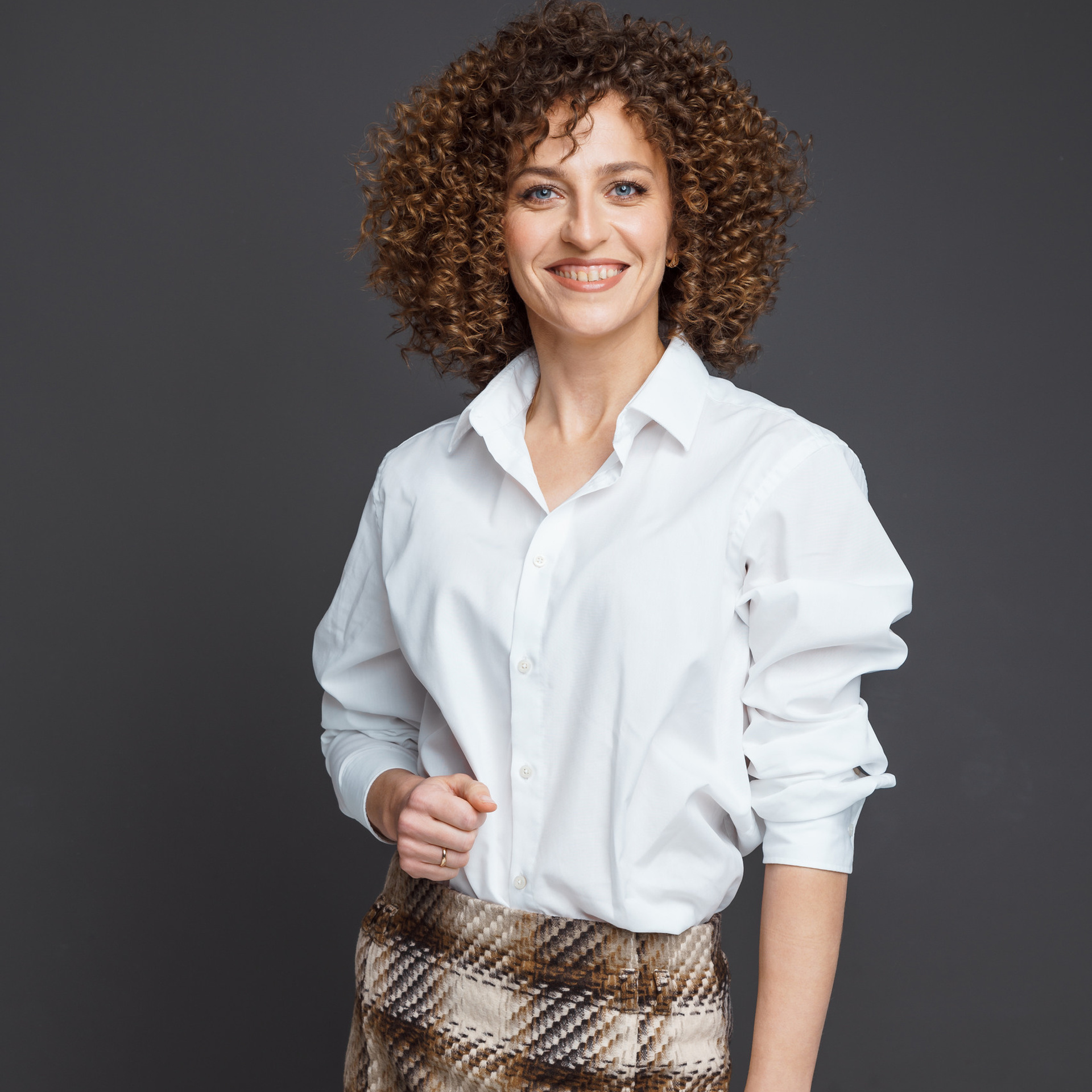 Деловая и индивидуальная фотосессия. Студия коммерческой съемки ХВОЯ