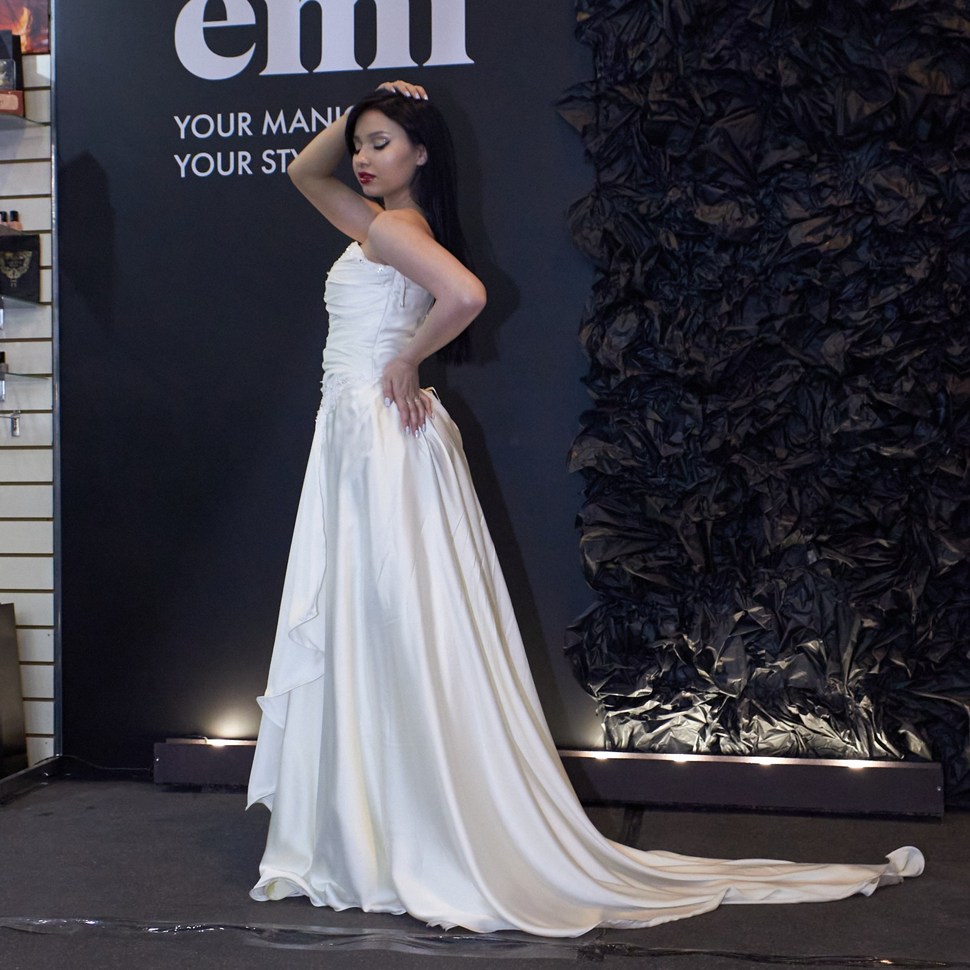 Модели в объективе томского фотографа Дмитрия Ельчанинова. Коммерческий фотограф для бизнеса в Томске Дмитрий Ельчанинов