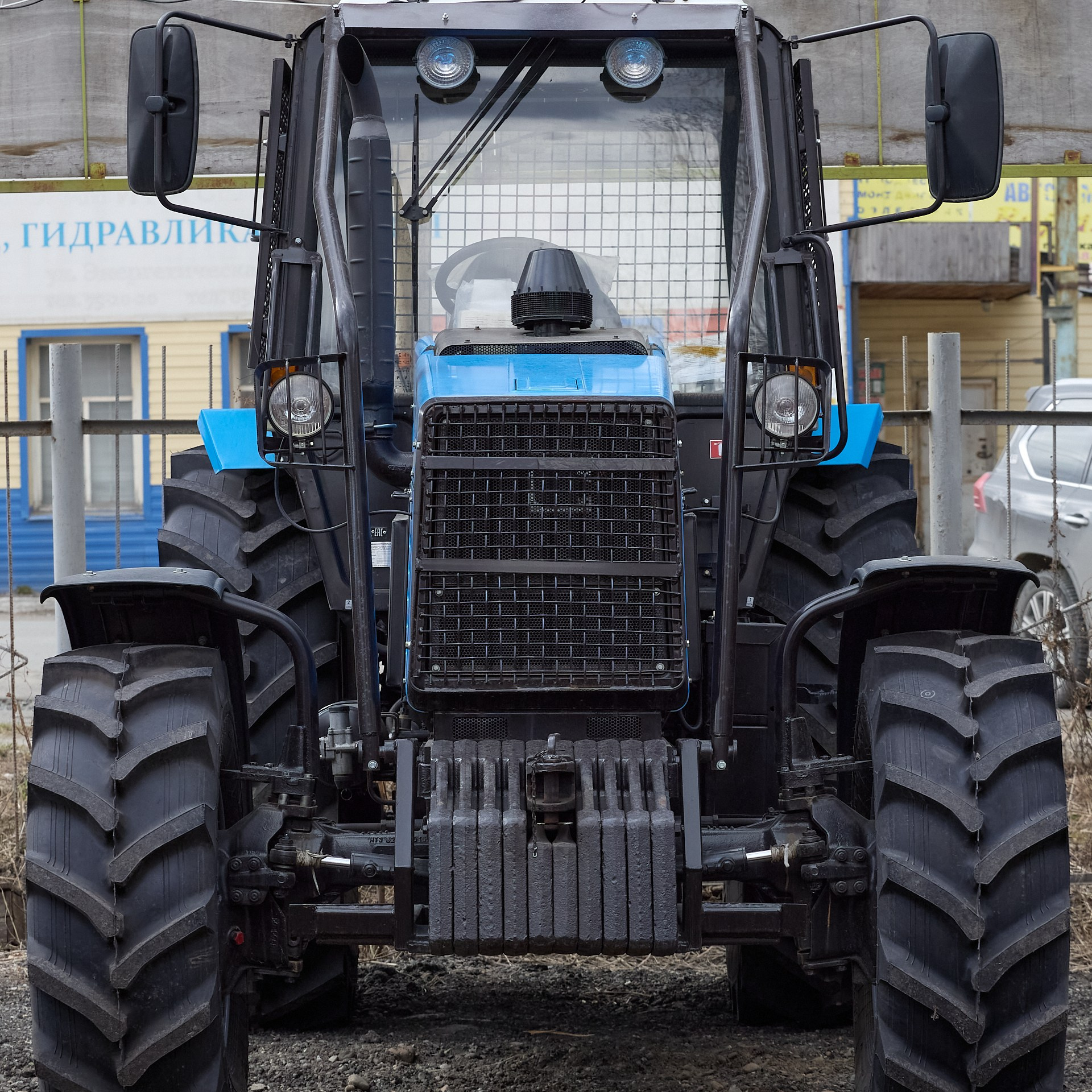 Фотосессия выставки и продажи сельхозтехники. Коммерческий фотограф для бизнеса в Томске Дмитрий Ельчанинов