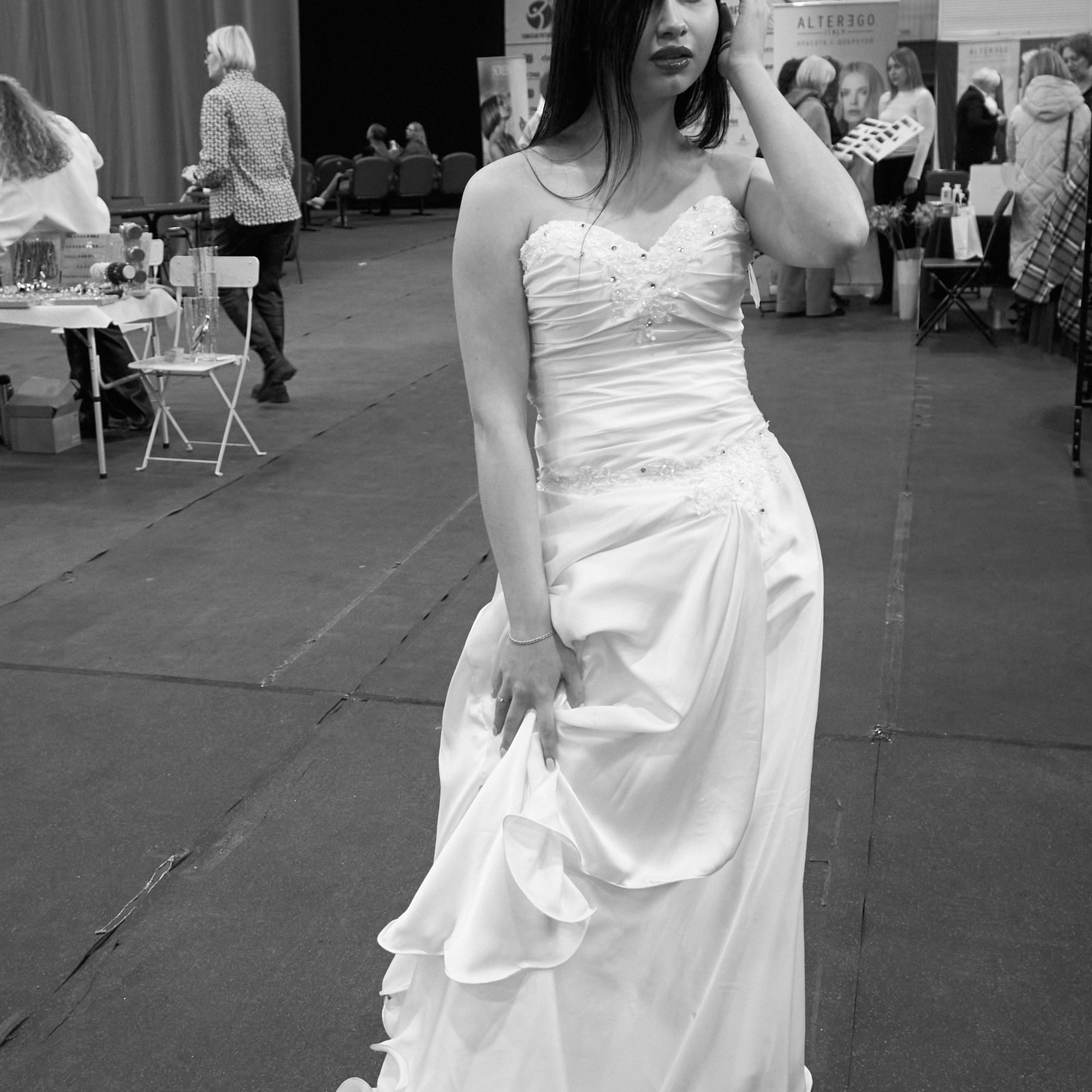 Модели в объективе томского фотографа Дмитрия Ельчанинова. Коммерческий фотограф для бизнеса в Томске Дмитрий Ельчанинов