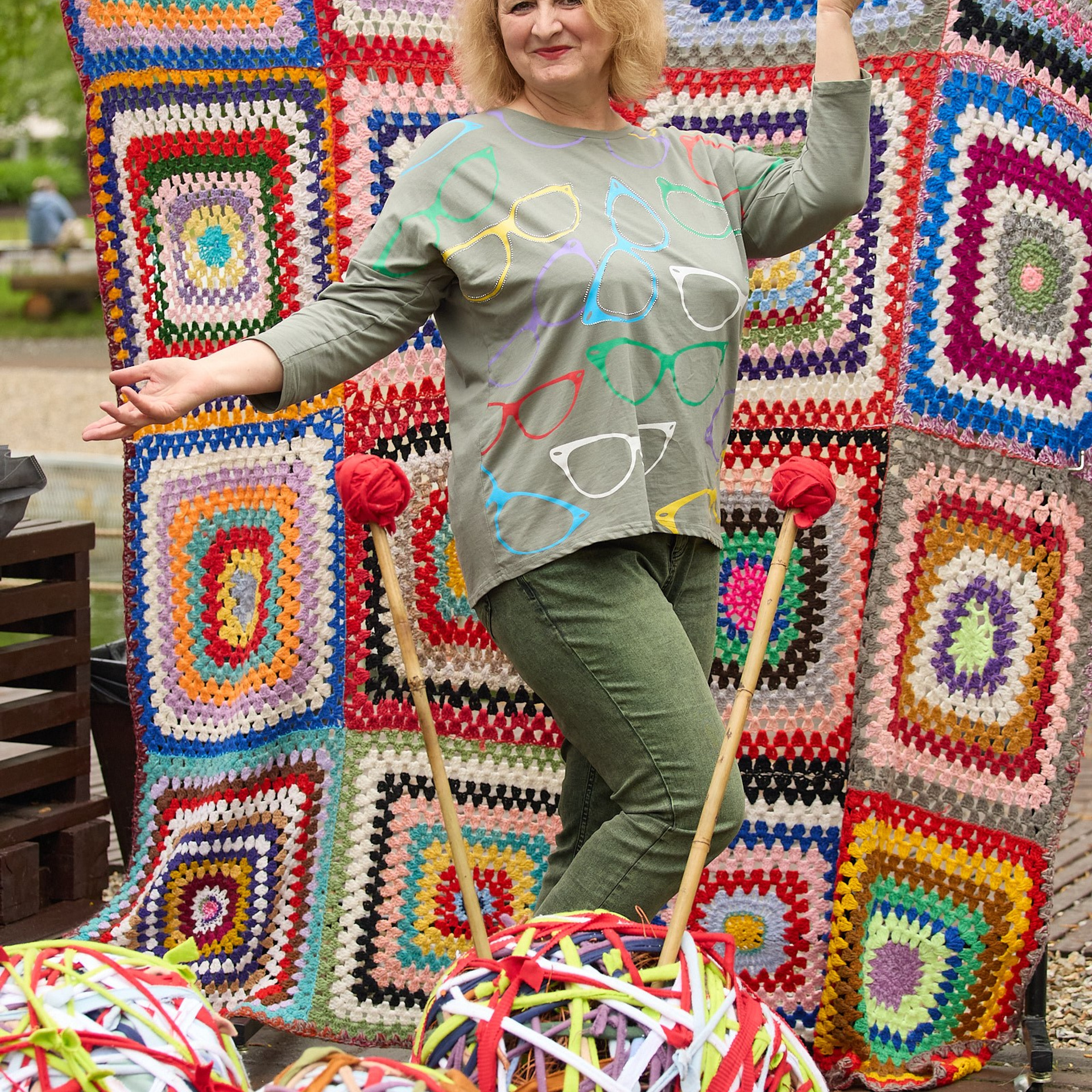 «День вязания на публике 2024» фотосъёмка мероприятия в Городском саду, полная версия. Коммерческий фотограф для бизнеса в Томске Дмитрий Ельчанинов