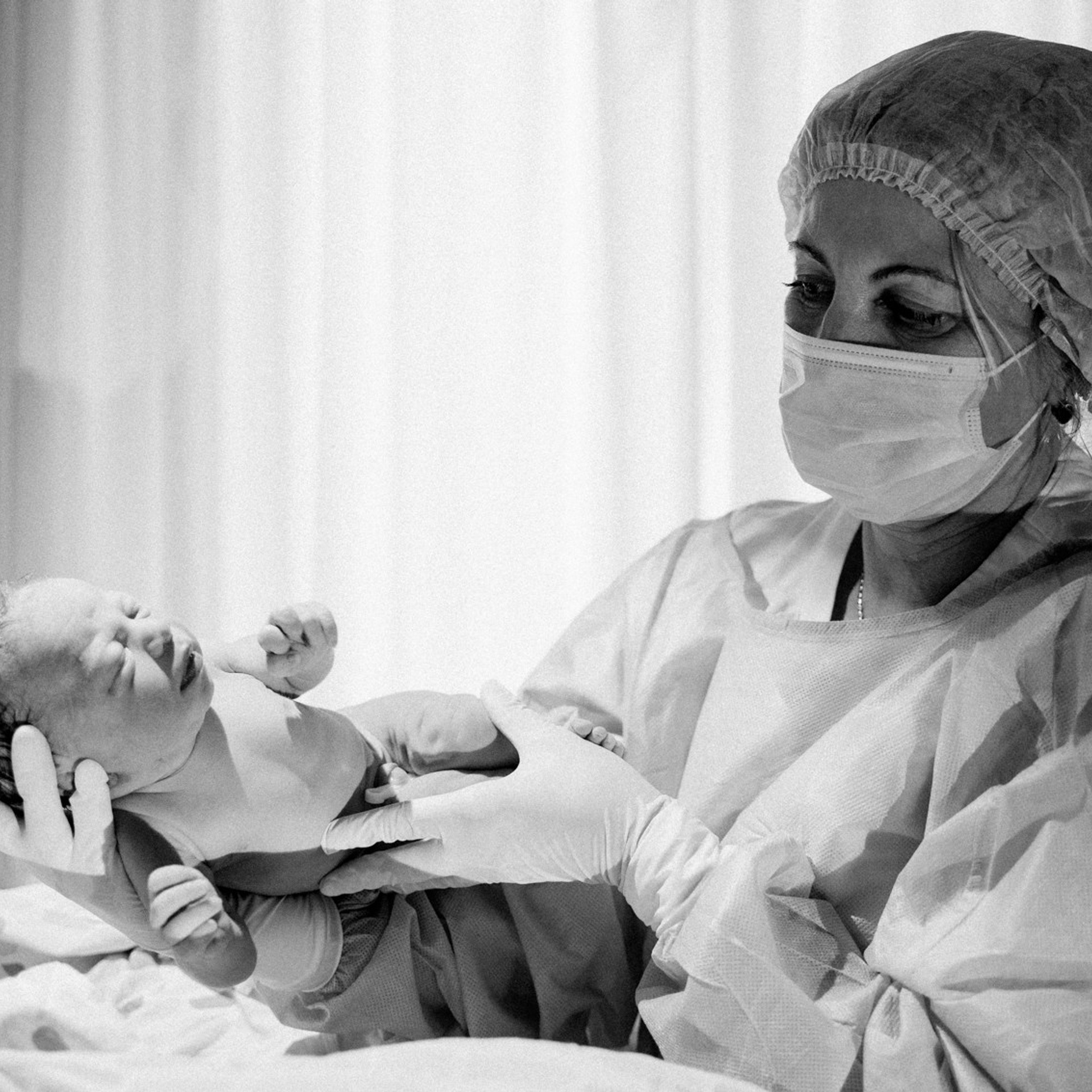 Экспертный гид: что важно снять на родах и как это сделать красиво?. Фотографы на роды в Москве. Фото и видео родов. Фотопроект «Продолжение рода»