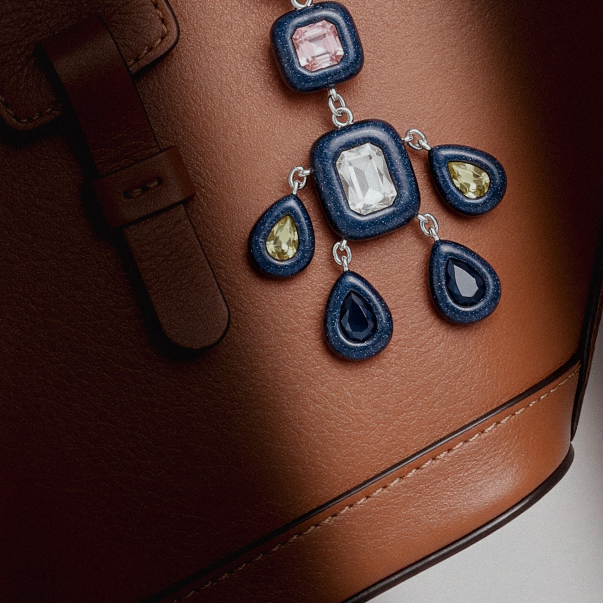 Брелок ЧЕЛОВЕЧЕК. Bloom Bubbles