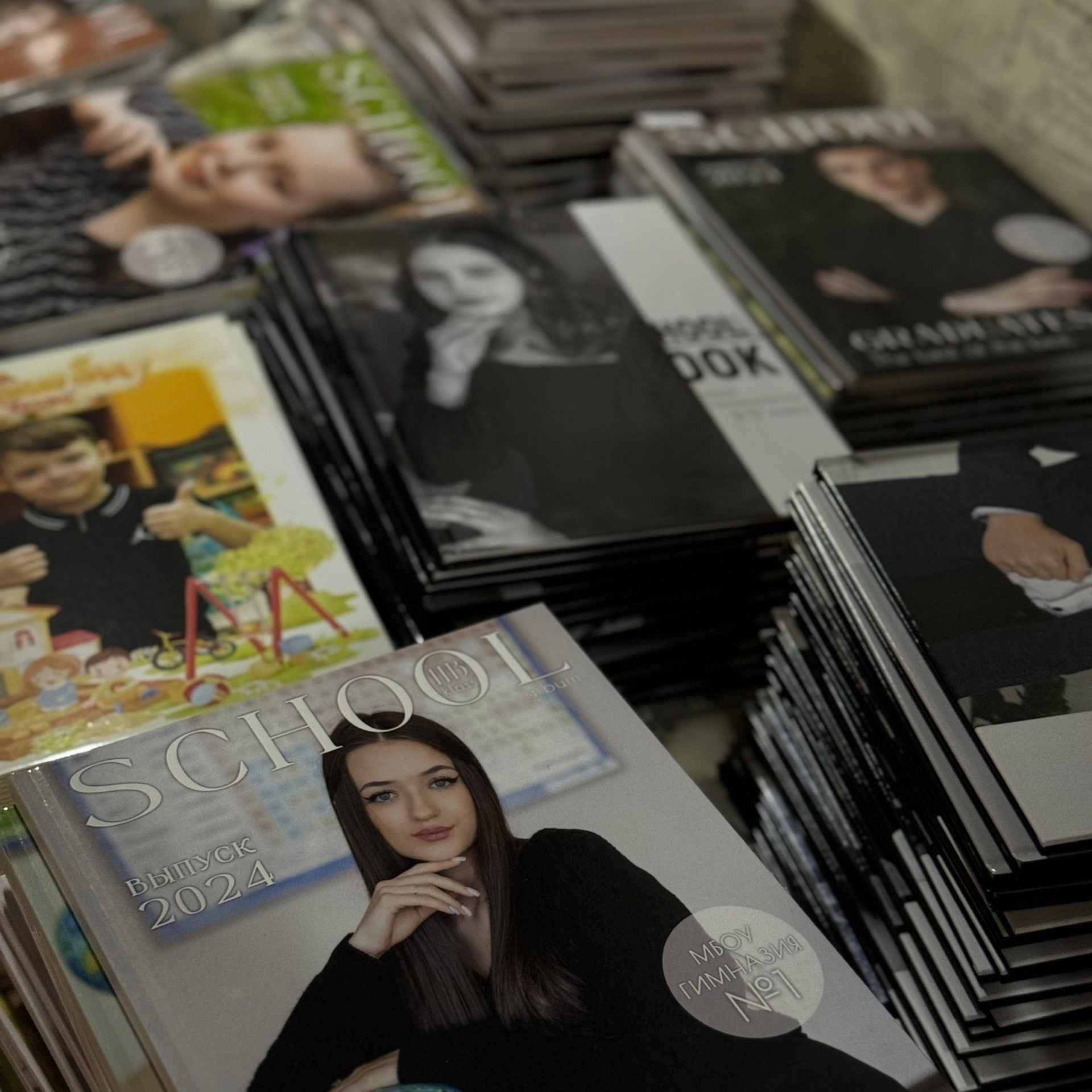 Выпускные альбомы 9-11 класс. Школьный и свадебный фотограф Екатерина Салмина
