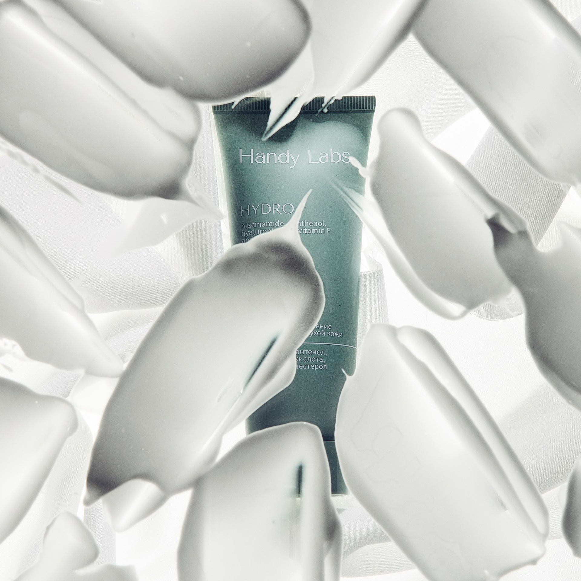 Ильшат Бикмиев — предметный фотограф. Каталог и рекламная съёмка для бизнеса Алматы. Качественные фото для бизнеса, маркетплейсов интернета