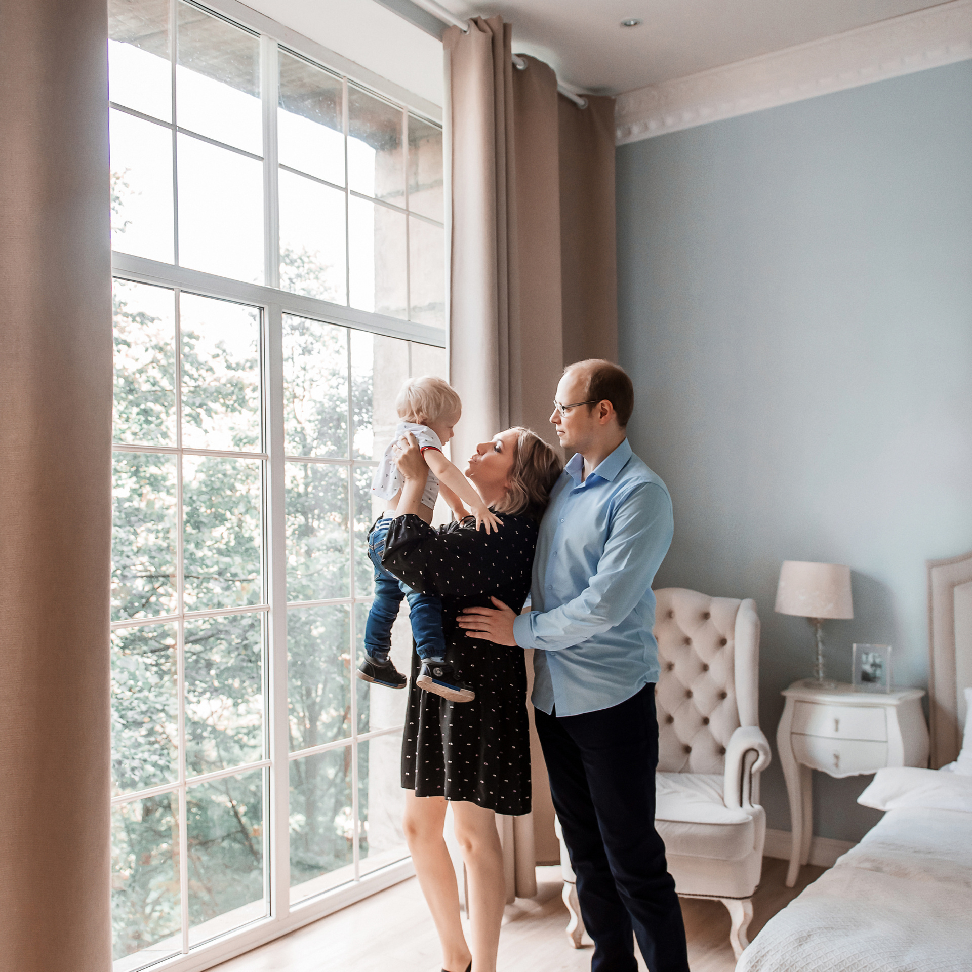 Семейная фотосессия в студии Санкт-Петербурга. Фотограф в Санкт-Петербурге Наталья Прядильщикова