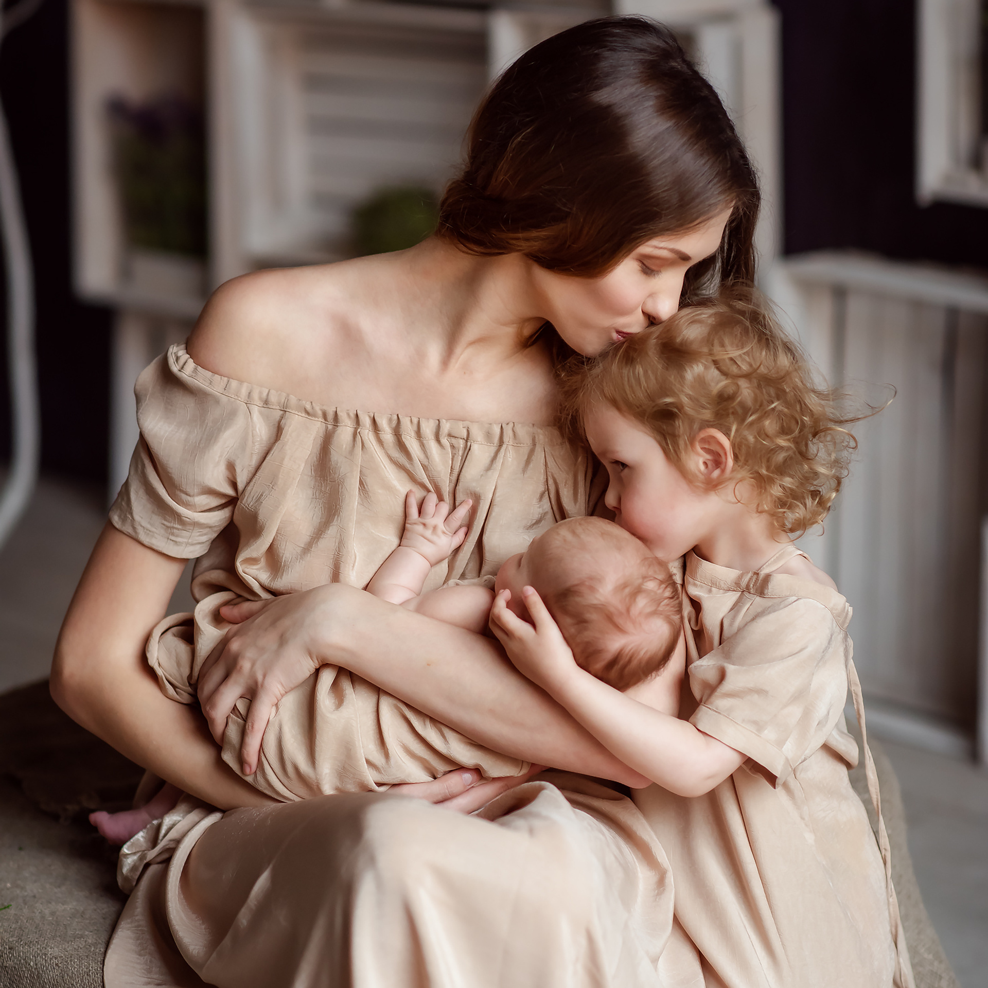 Екатерина с доченьками. Фотограф в Санкт-Петербурге Наталья Прядильщикова