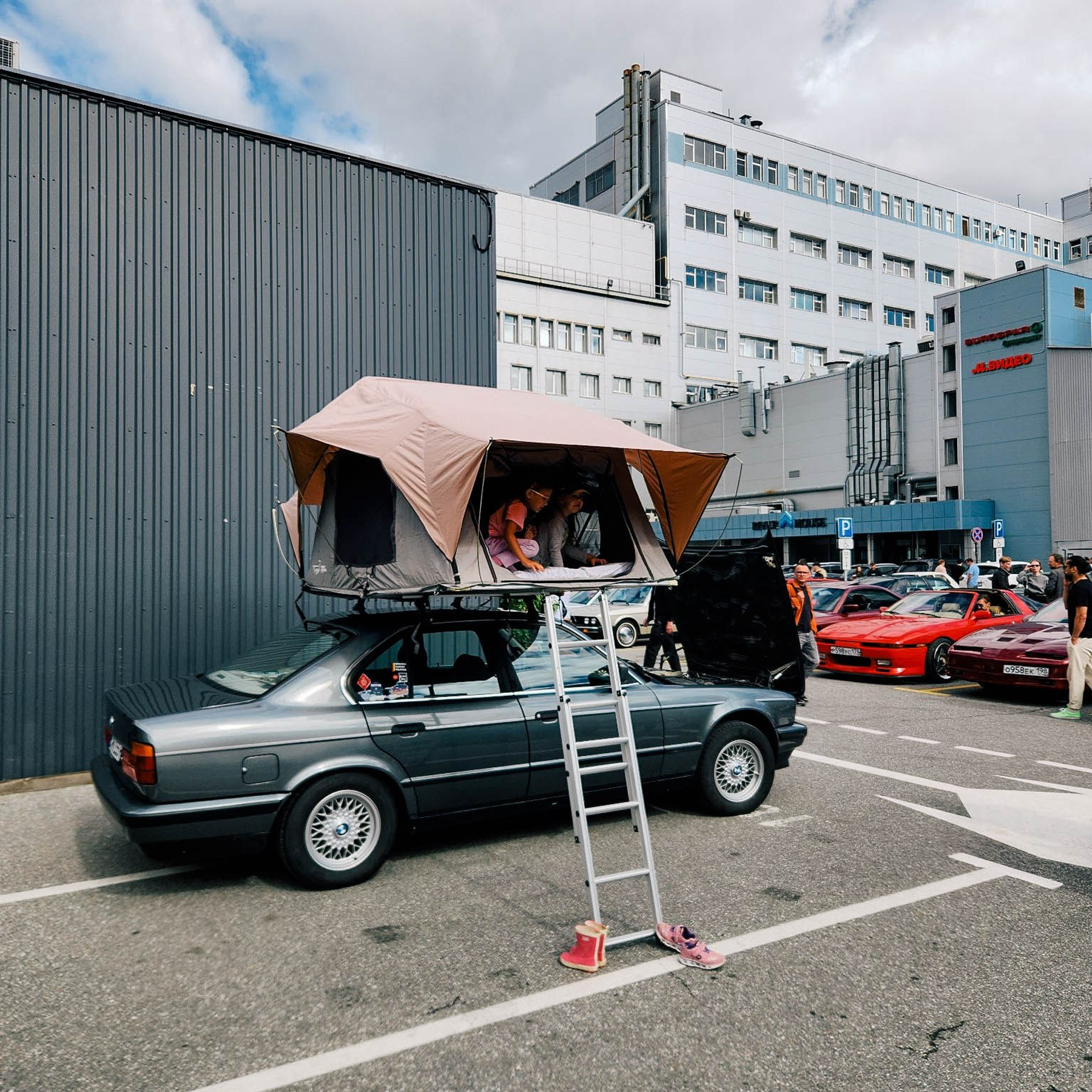 Cars and Coffee 16/08/25. Автомобильный фотограф Антон Цырулев