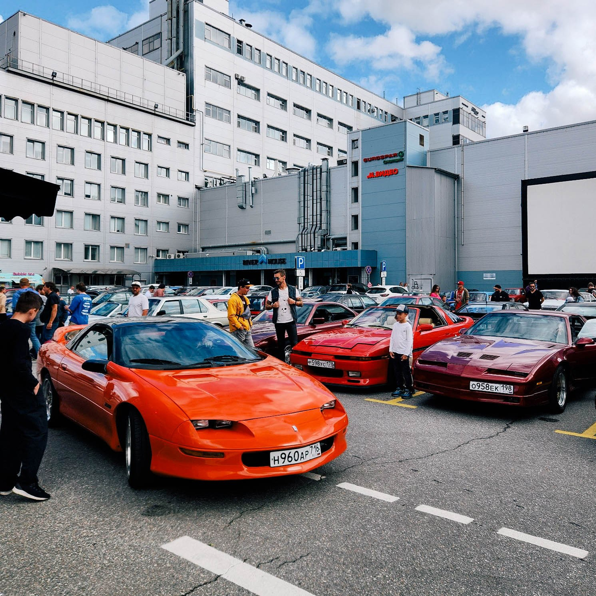 Cars and Coffee 16/08/25. Автомобильный фотограф Антон Цырулев