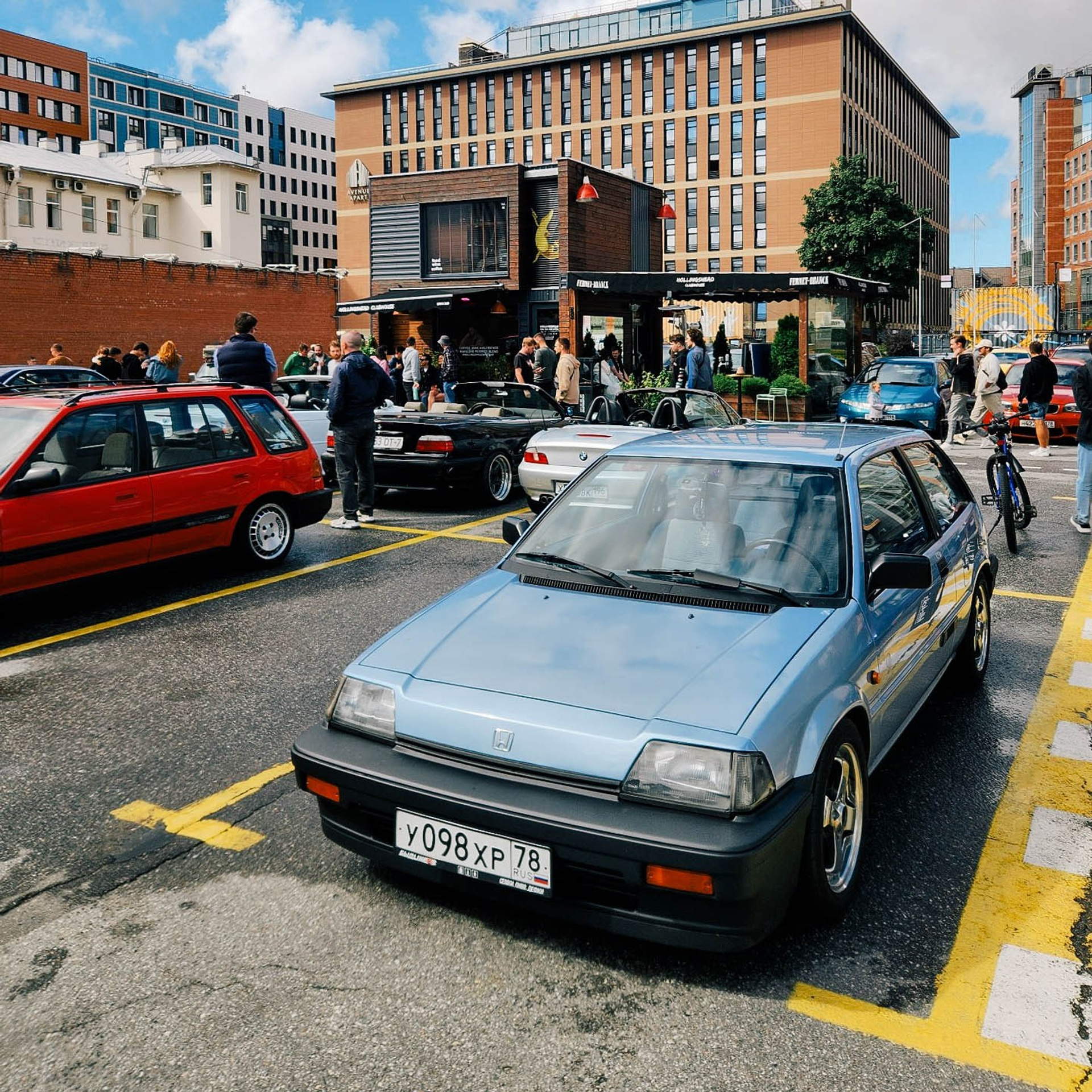 Cars and Coffee 16/08/25. Автомобильный фотограф Антон Цырулев