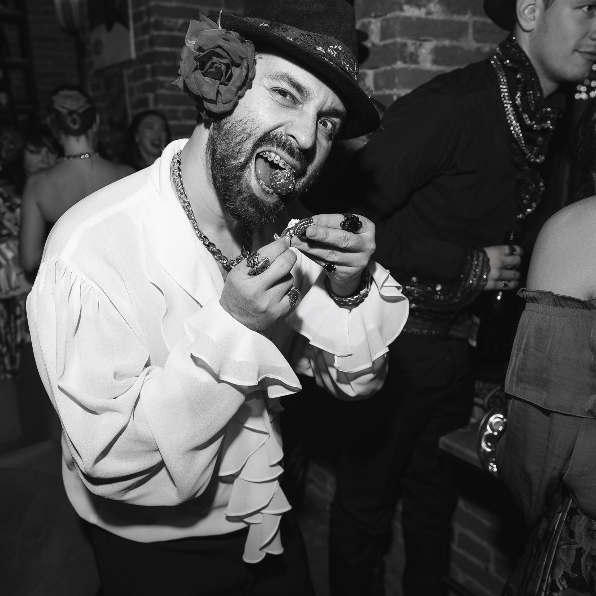 Барон. Репортажный и свадебный фотограф в Краснодаре Владислав Рыжов