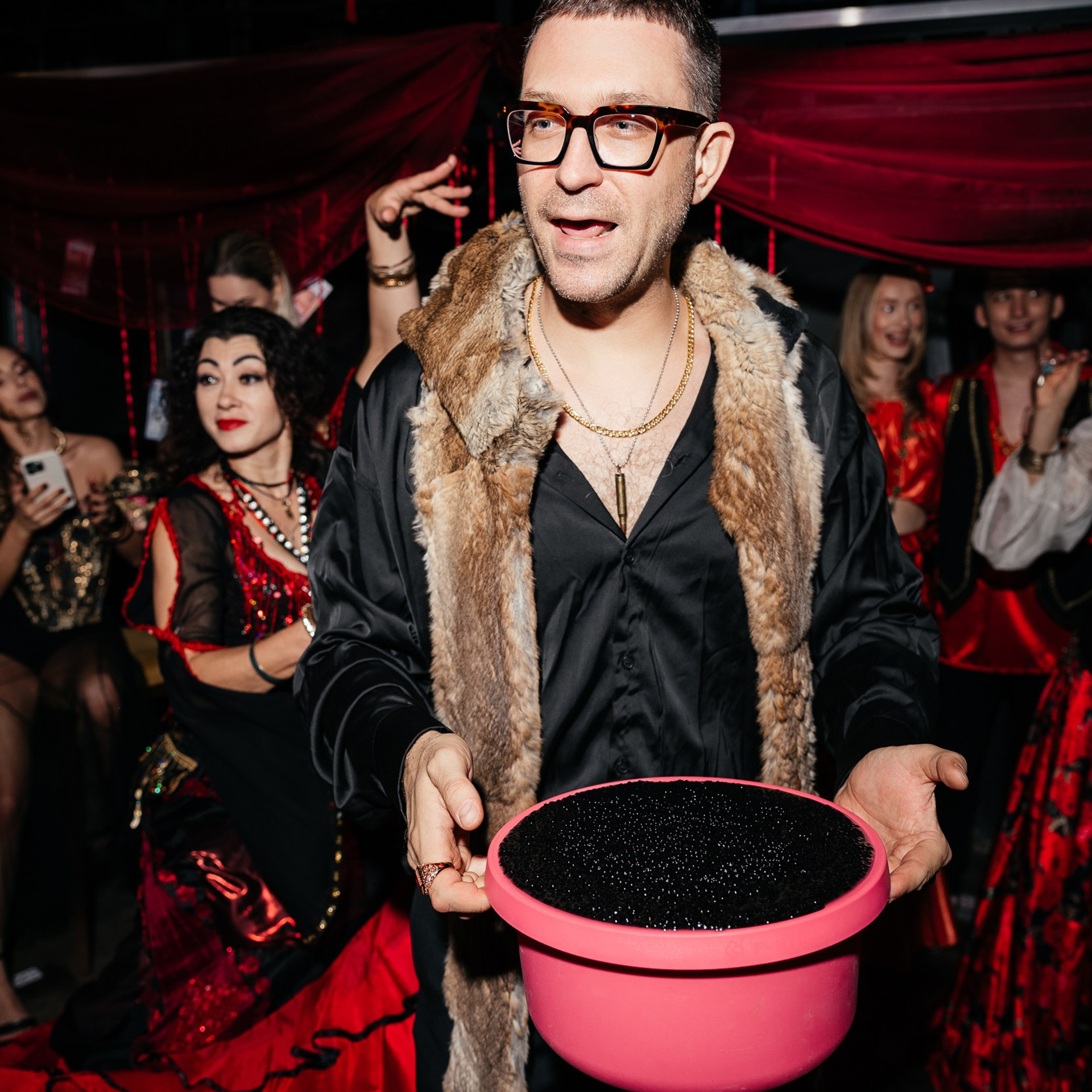 Барон. Репортажный и свадебный фотограф в Краснодаре Владислав Рыжов