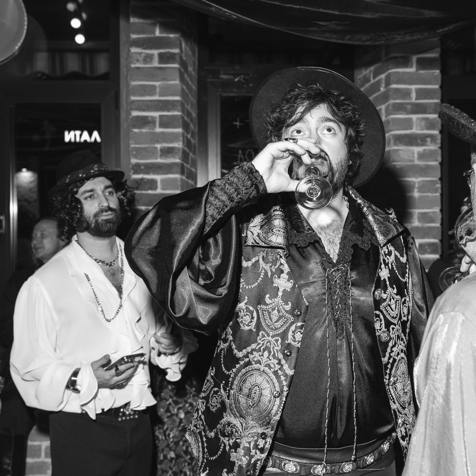 Барон. Репортажный и свадебный фотограф в Краснодаре Владислав Рыжов