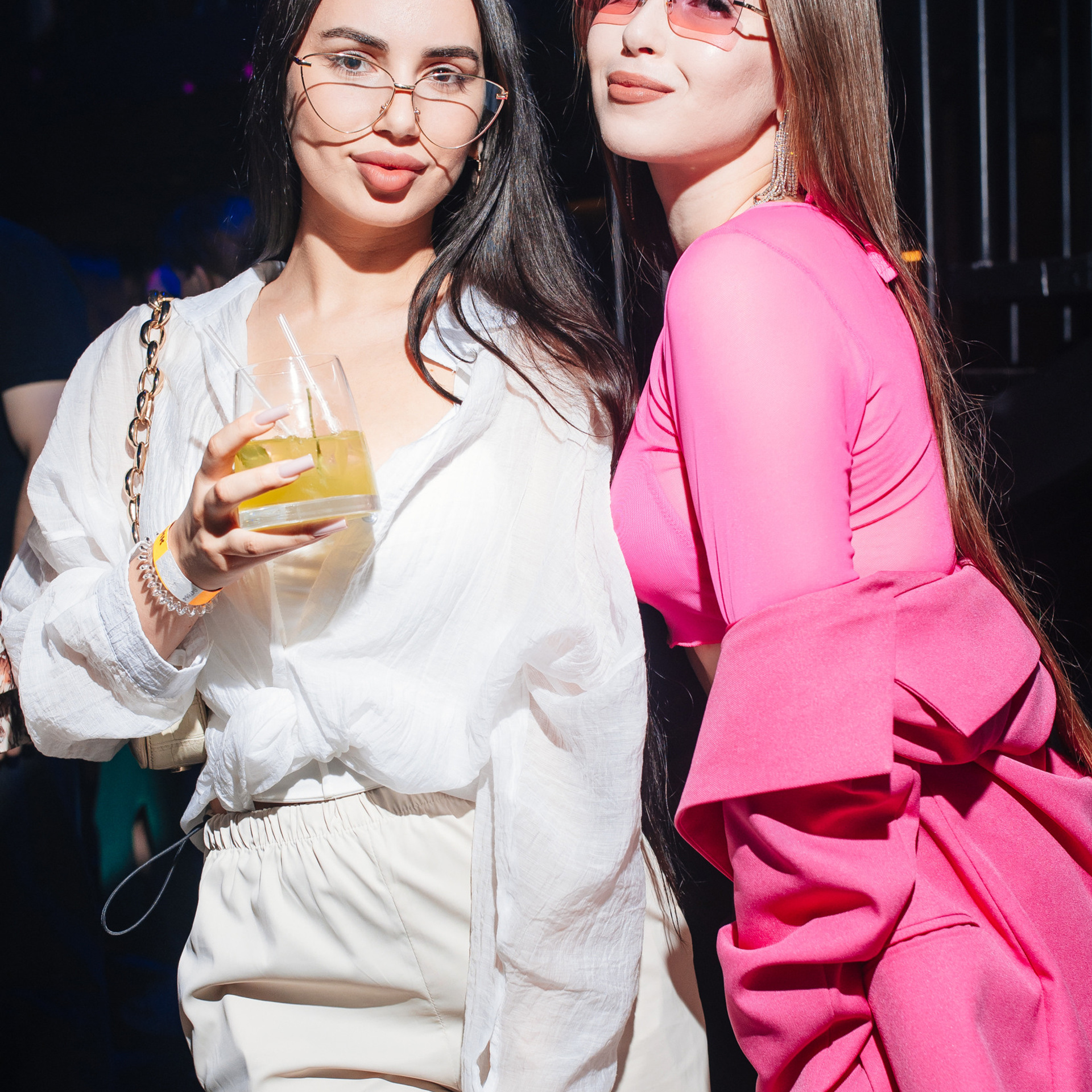 Sqwoz bab. Репортажный и свадебный фотограф в Краснодаре Владислав Рыжов