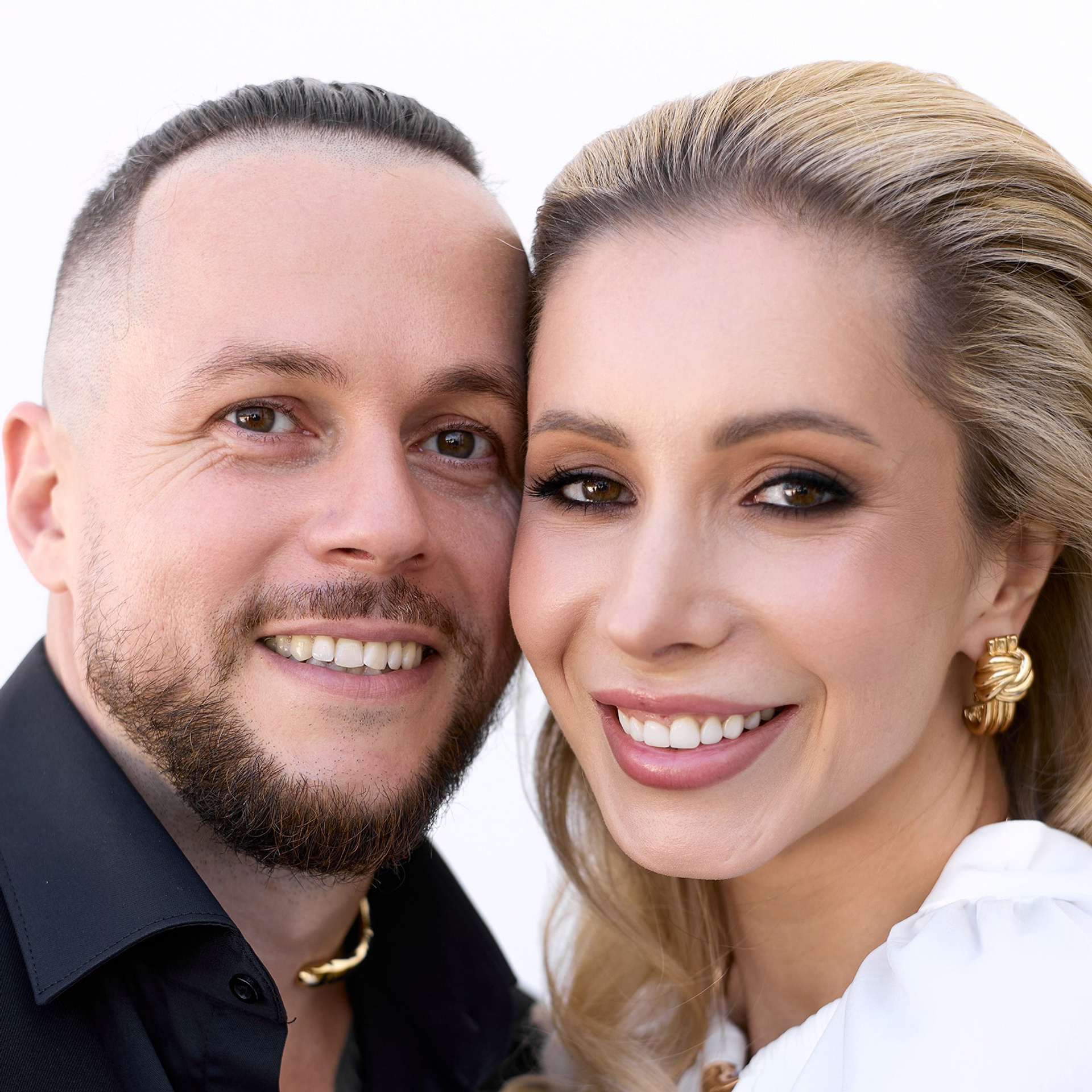 Карие глаза