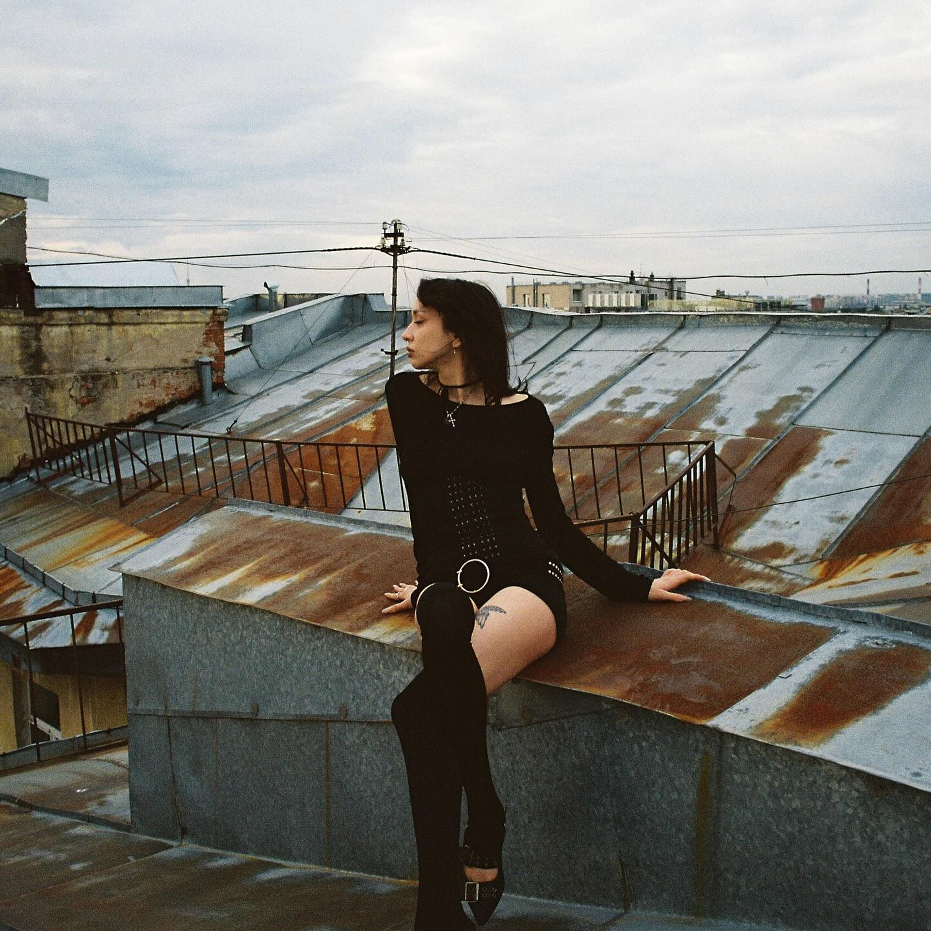 Навести тишины на крыше 🏙️. Фотограф Дина Шереметьева