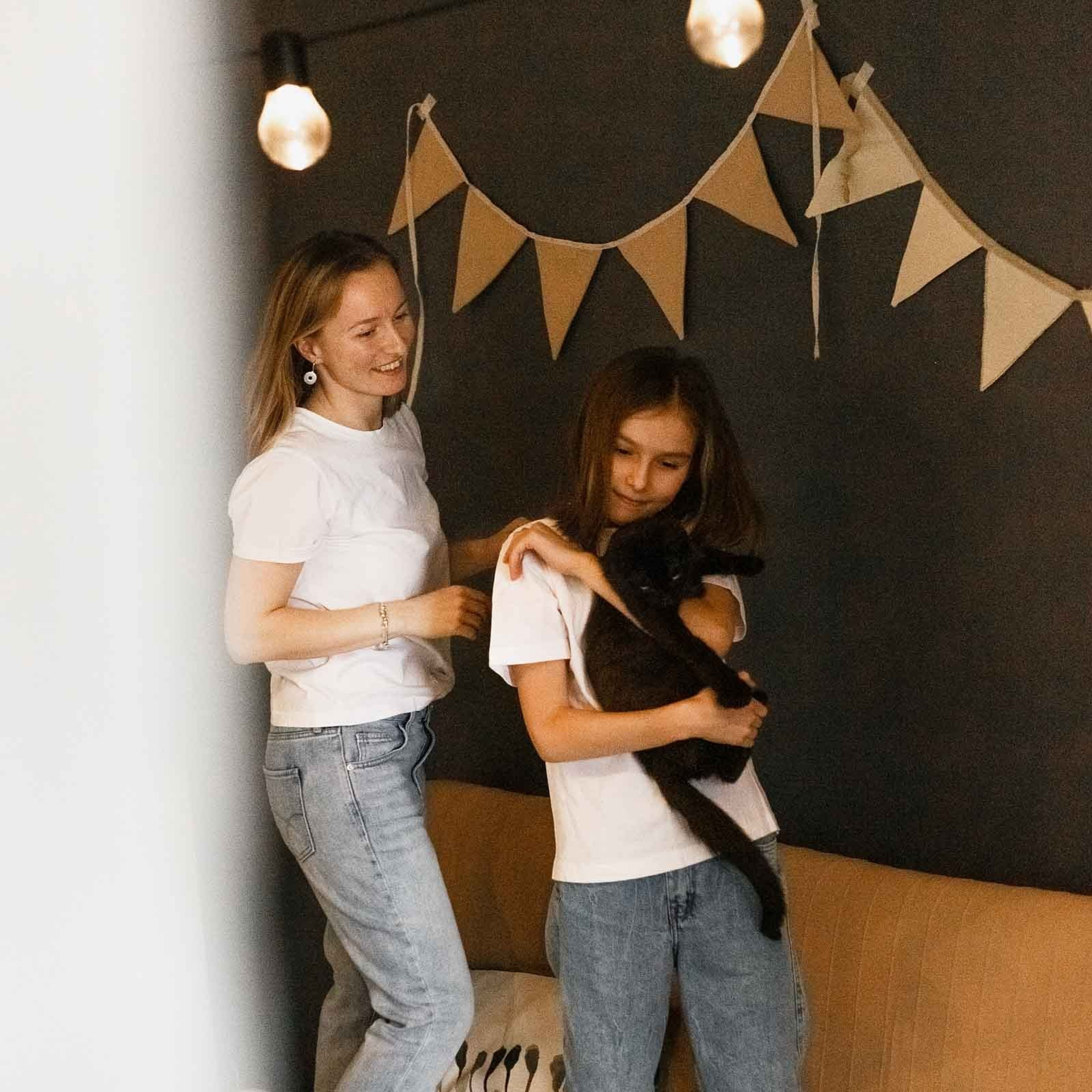 Аня, Соня, Марс и Венера🐱