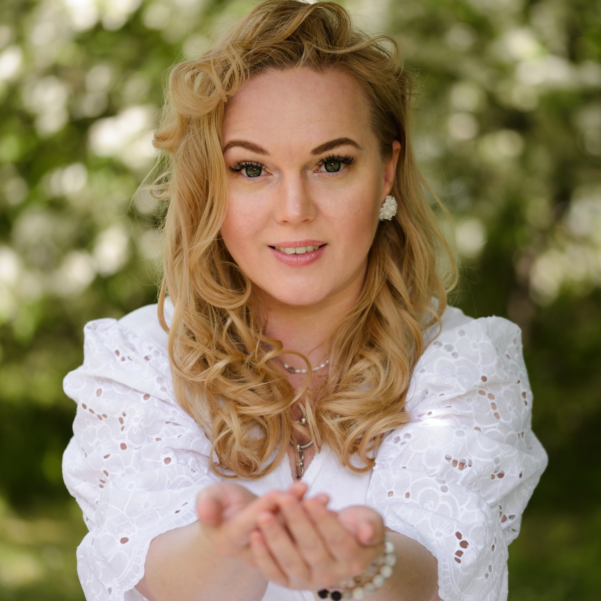 Отзывы. Флористическая симфония. Авторские украшения