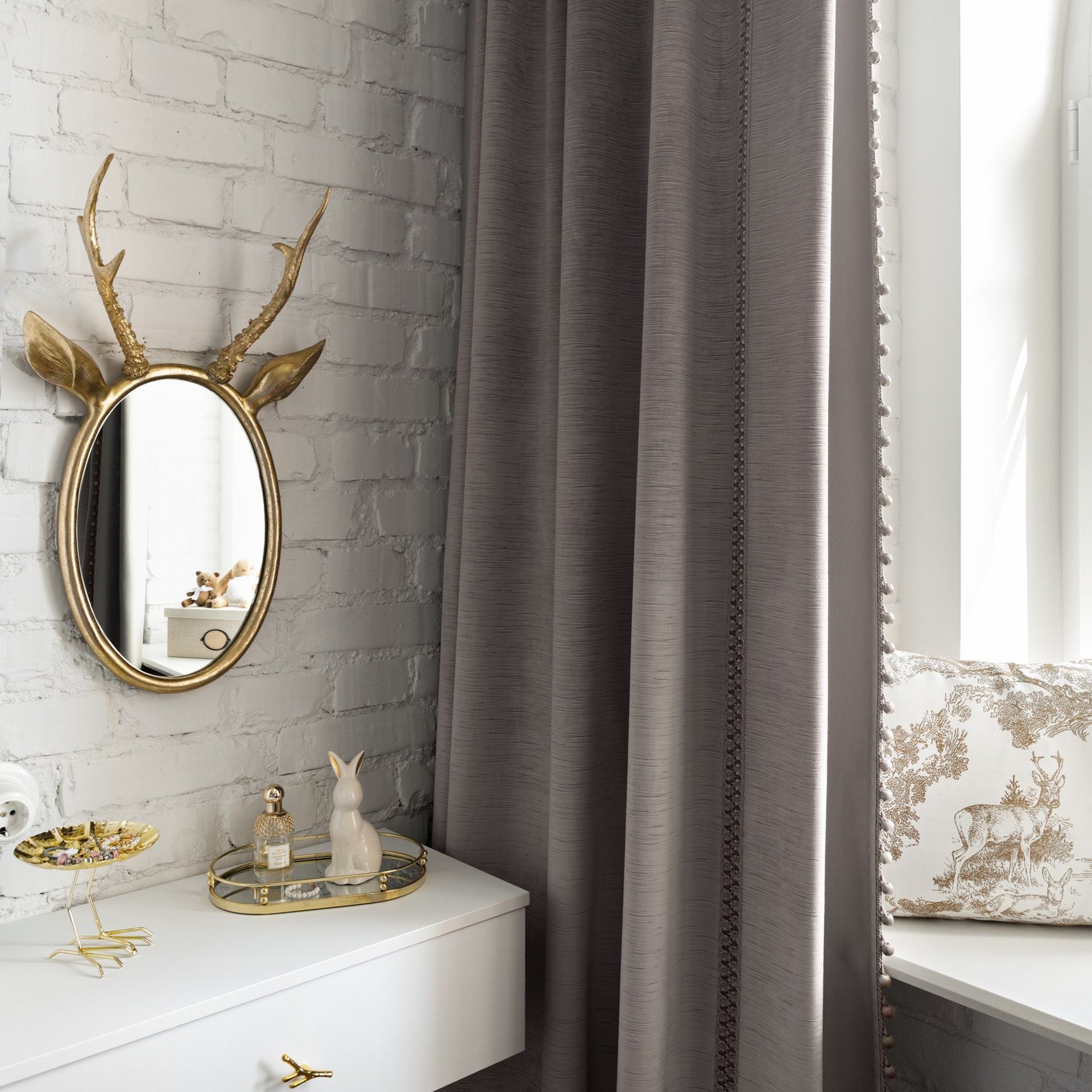 Журавли и олени в Пушкине