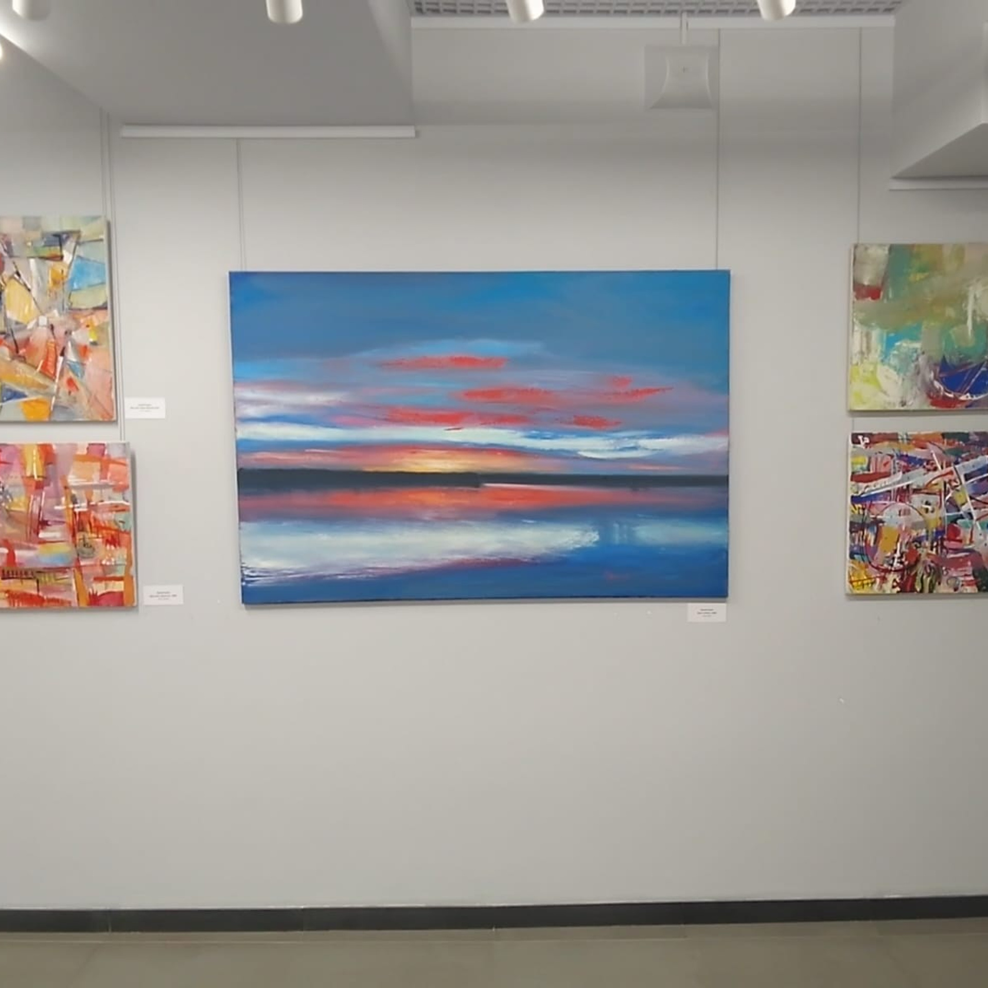 / НОВОЕ НА БЕЛОМ /. Ассоциация художников монументалистов г. Москва