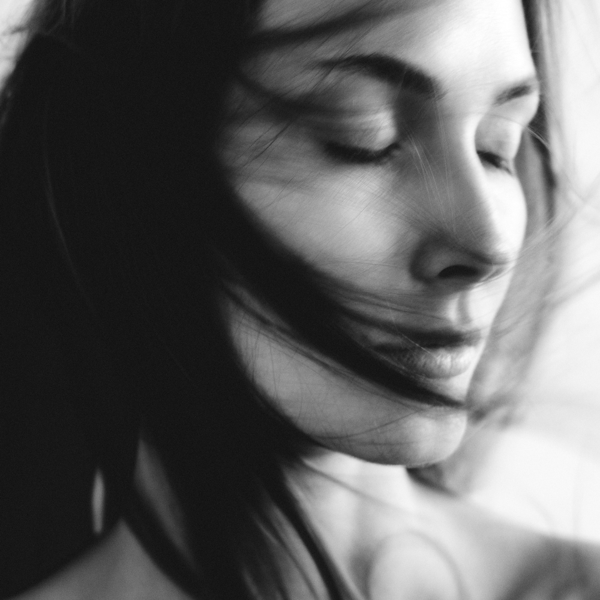 WOMAN'S PORTRAIT
