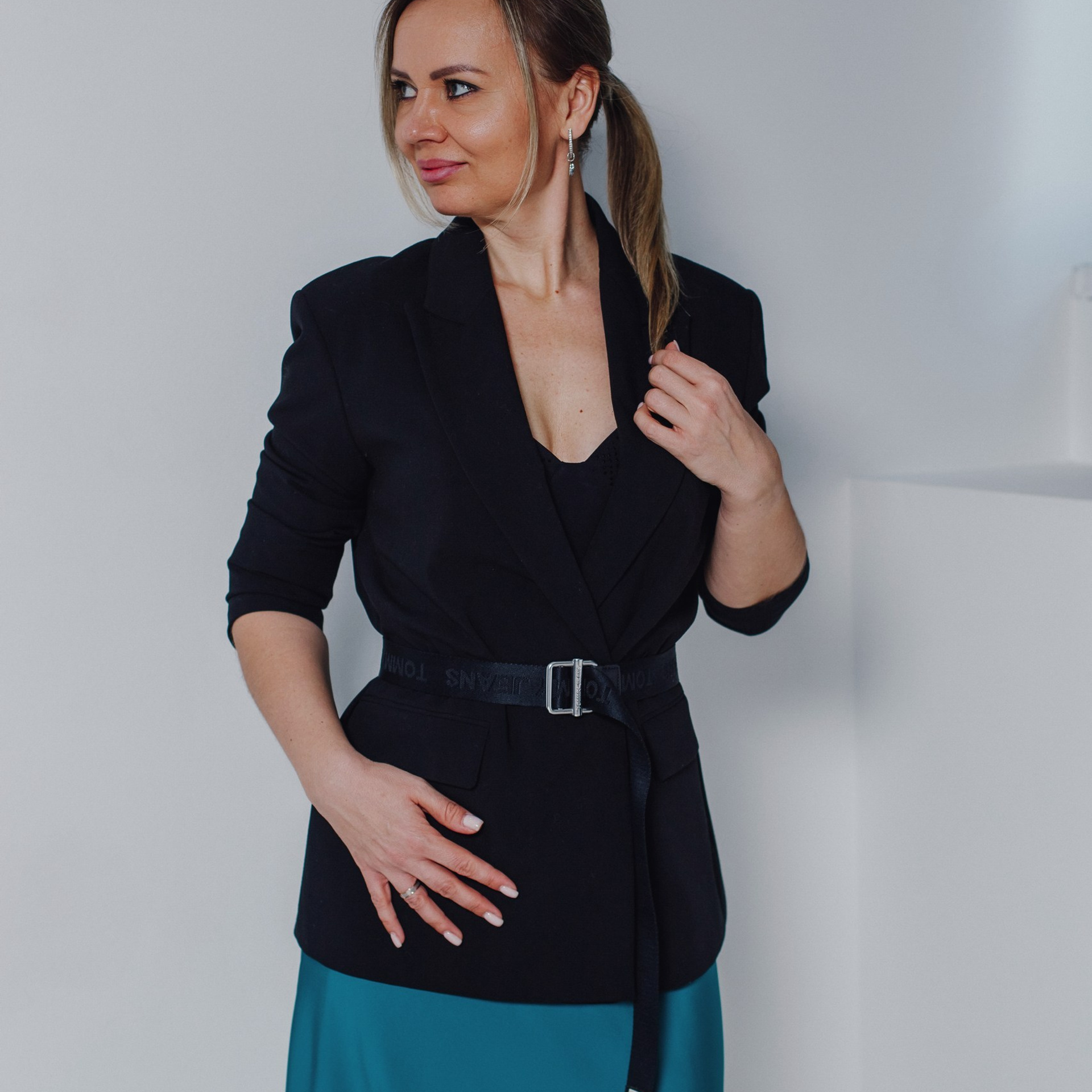 Контентная фотосессия для инструктора по нейрографике и эстетического коуча