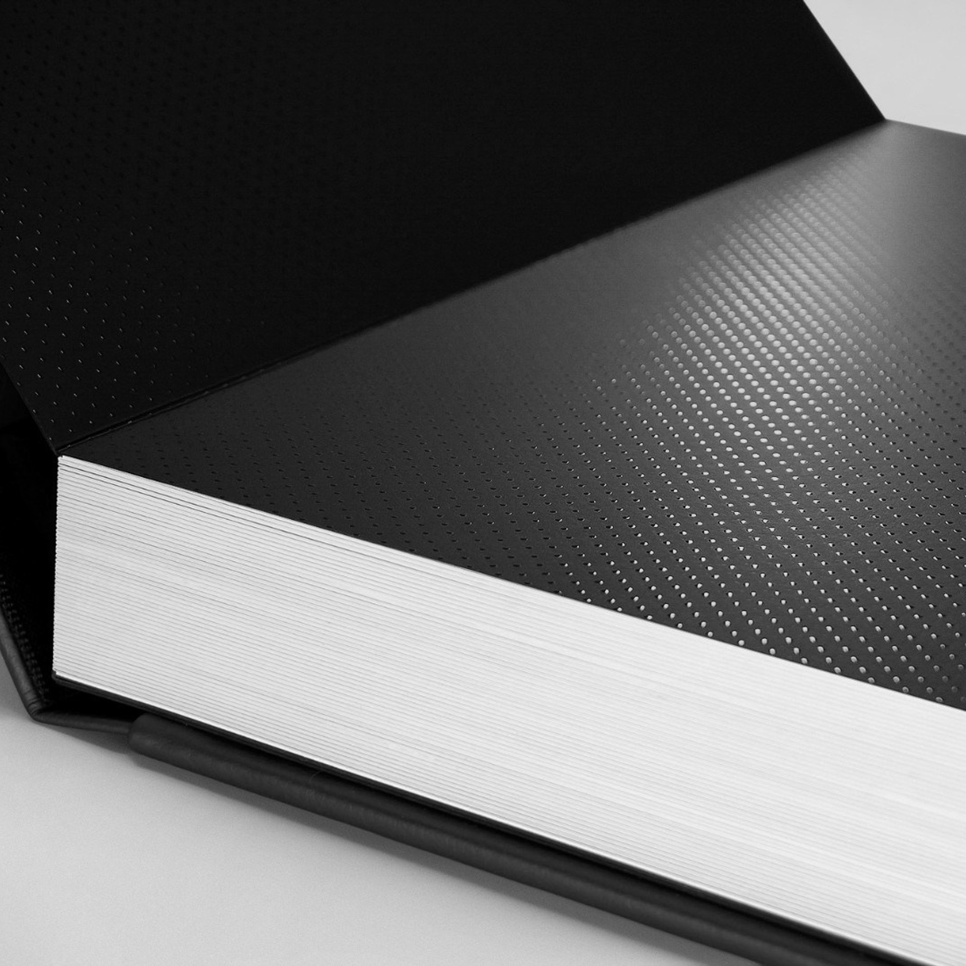 G-07 Черный (не более 30х30)