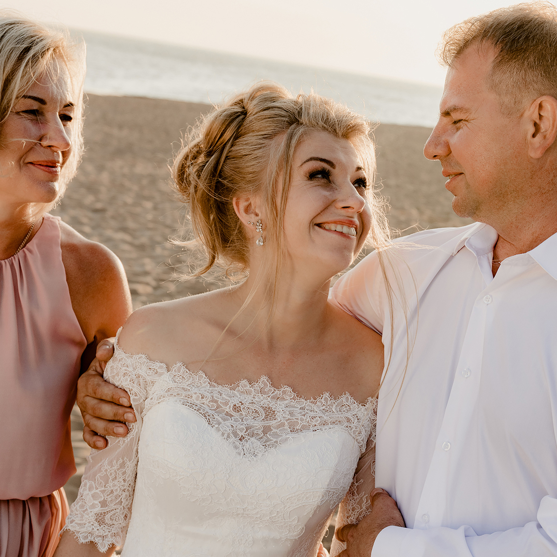 Отзывы о свадебных и семейных фотосессиях