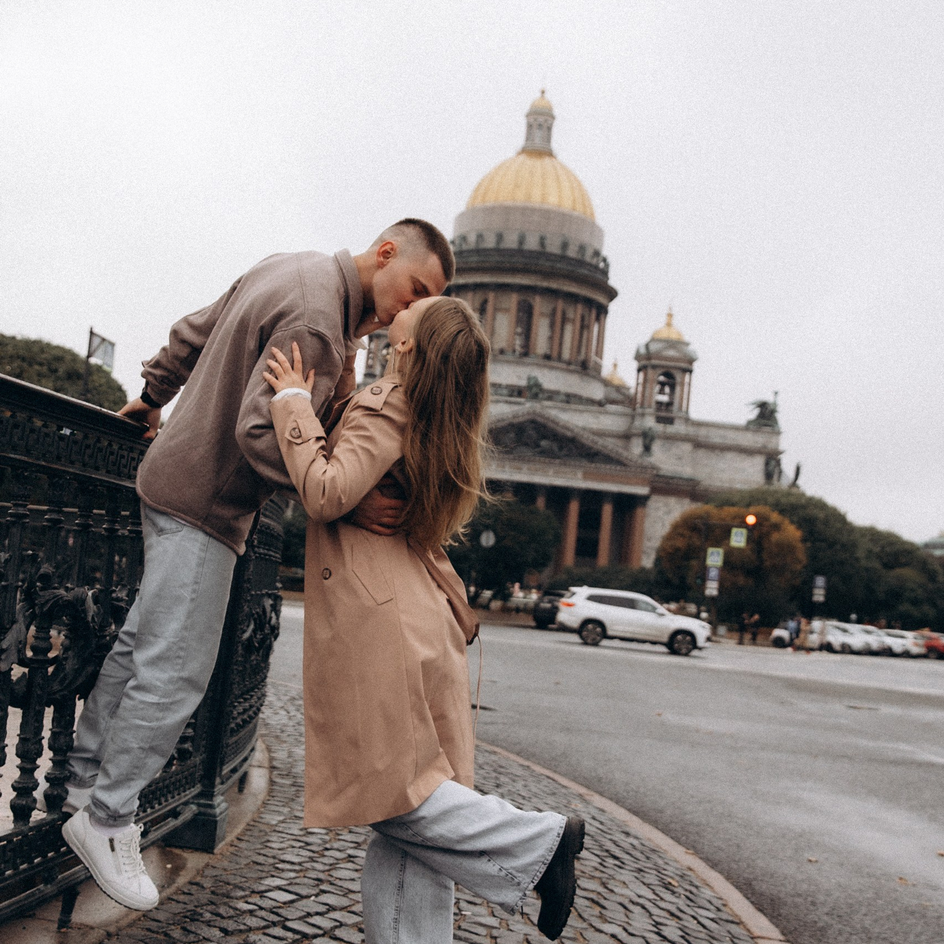 Фотосессия в&nbsp;осеннем Петербурге