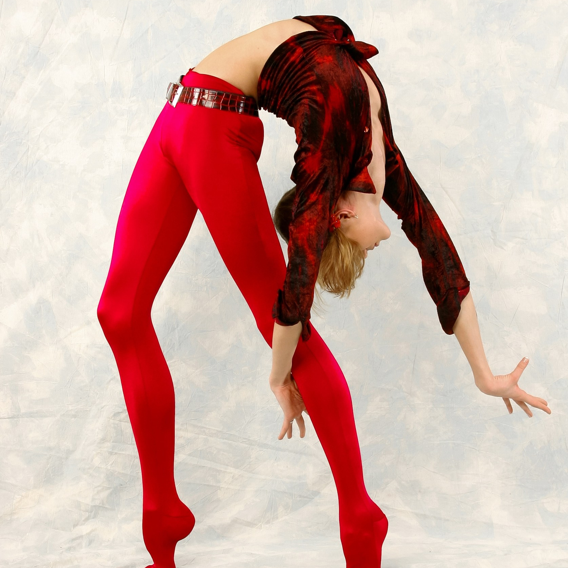 Гимнастка 002. Fantastic-Bodies photo performance