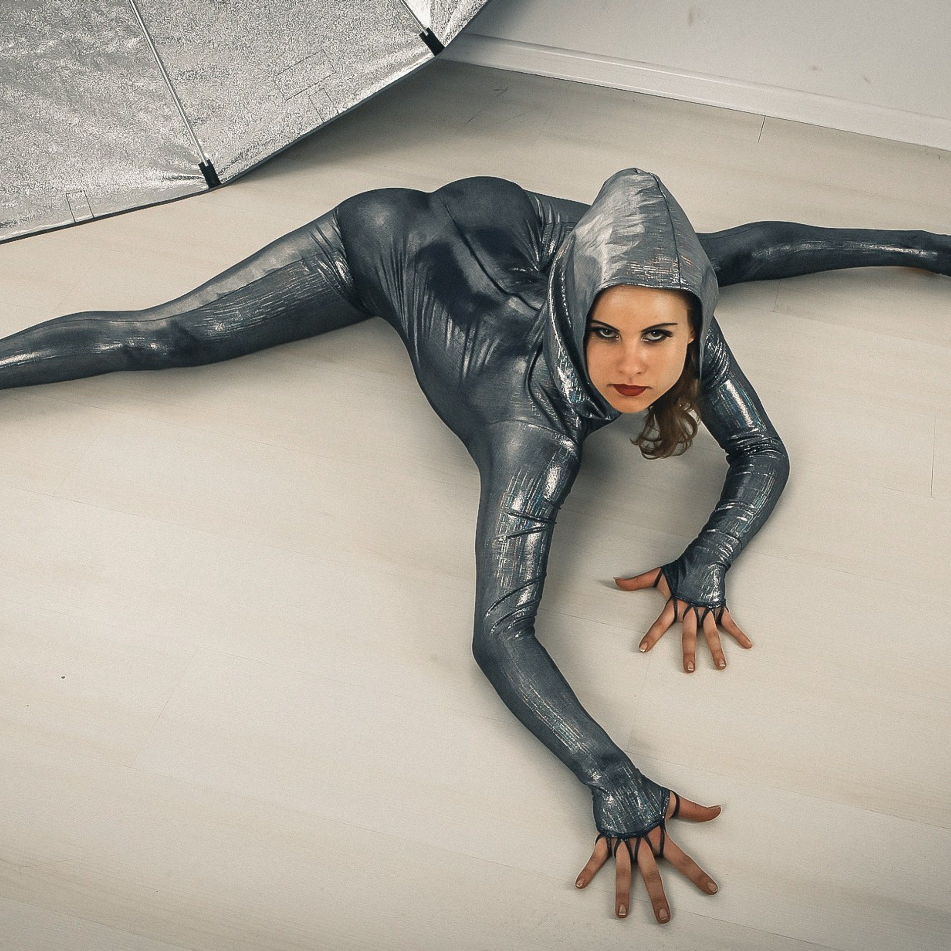 Цирковая 018. Fantastic-Bodies photo performance