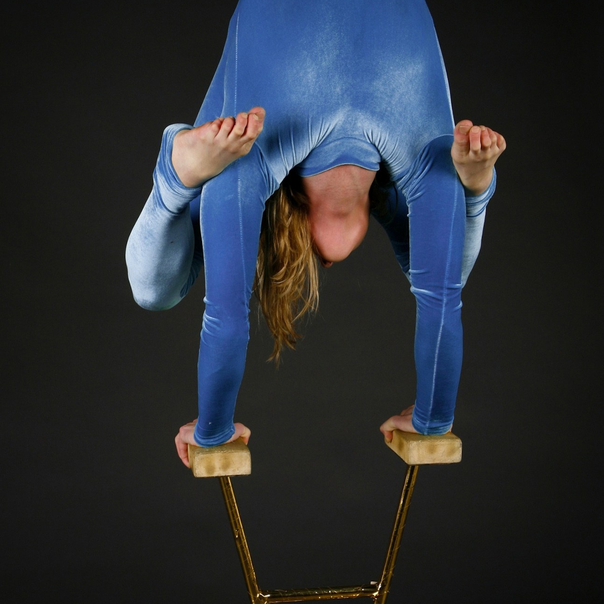 Циркова 013. Fantastic-Bodies photo performance