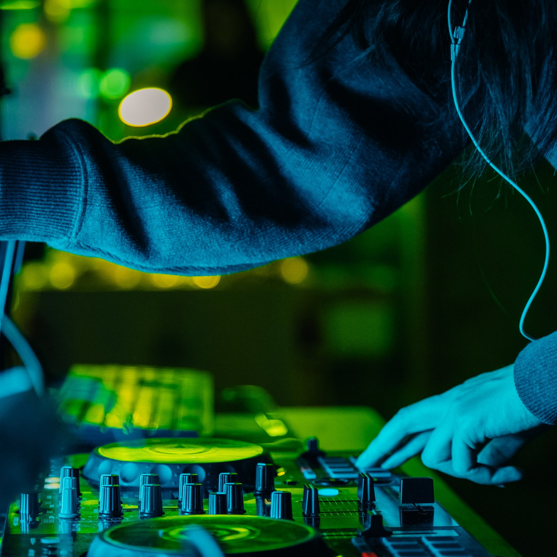 «IskraMarket» | № 3. Фотограф Алтай — Айсур Баксаргин