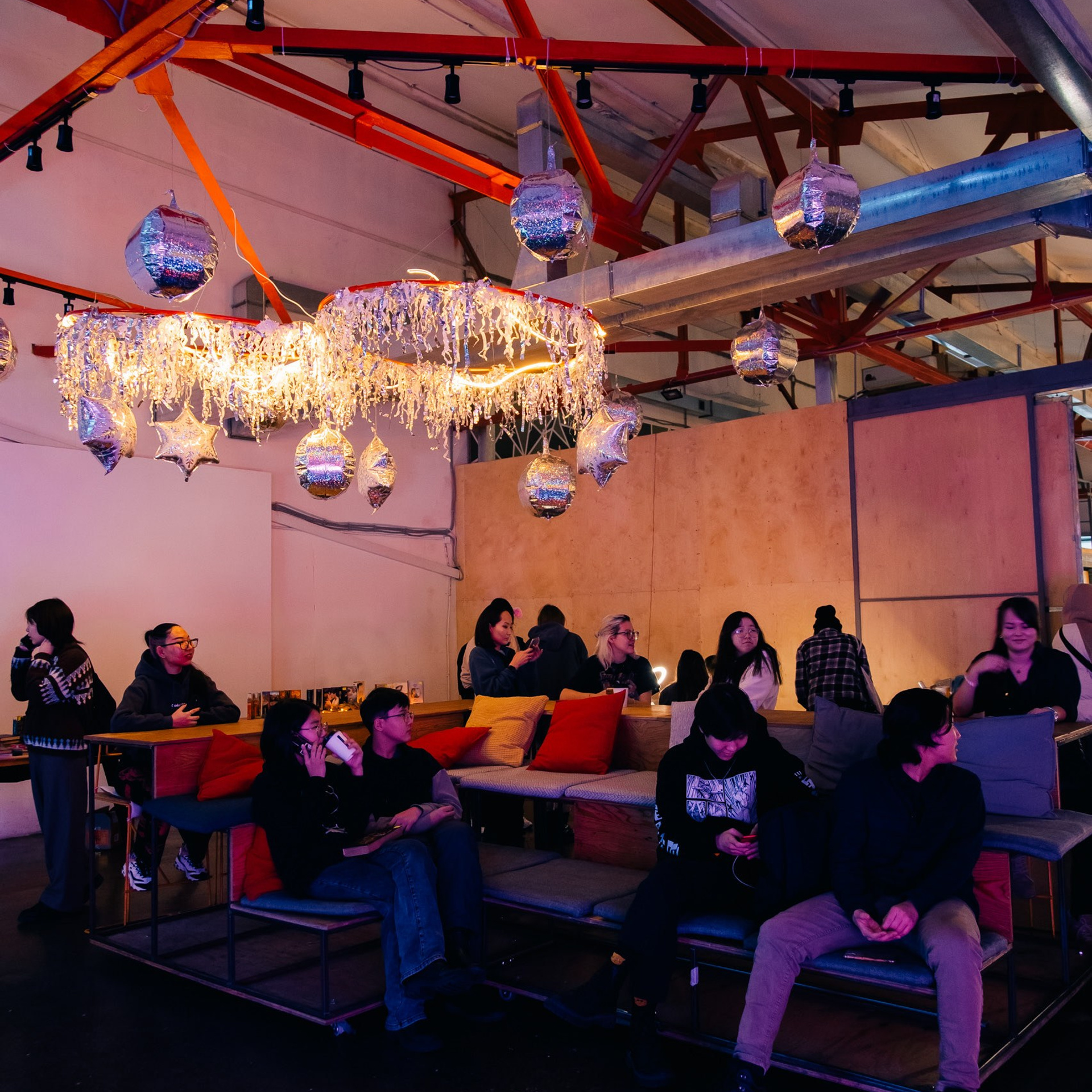 «IskraMarket» | № 3. Фотограф Алтай — Айсур Баксаргин