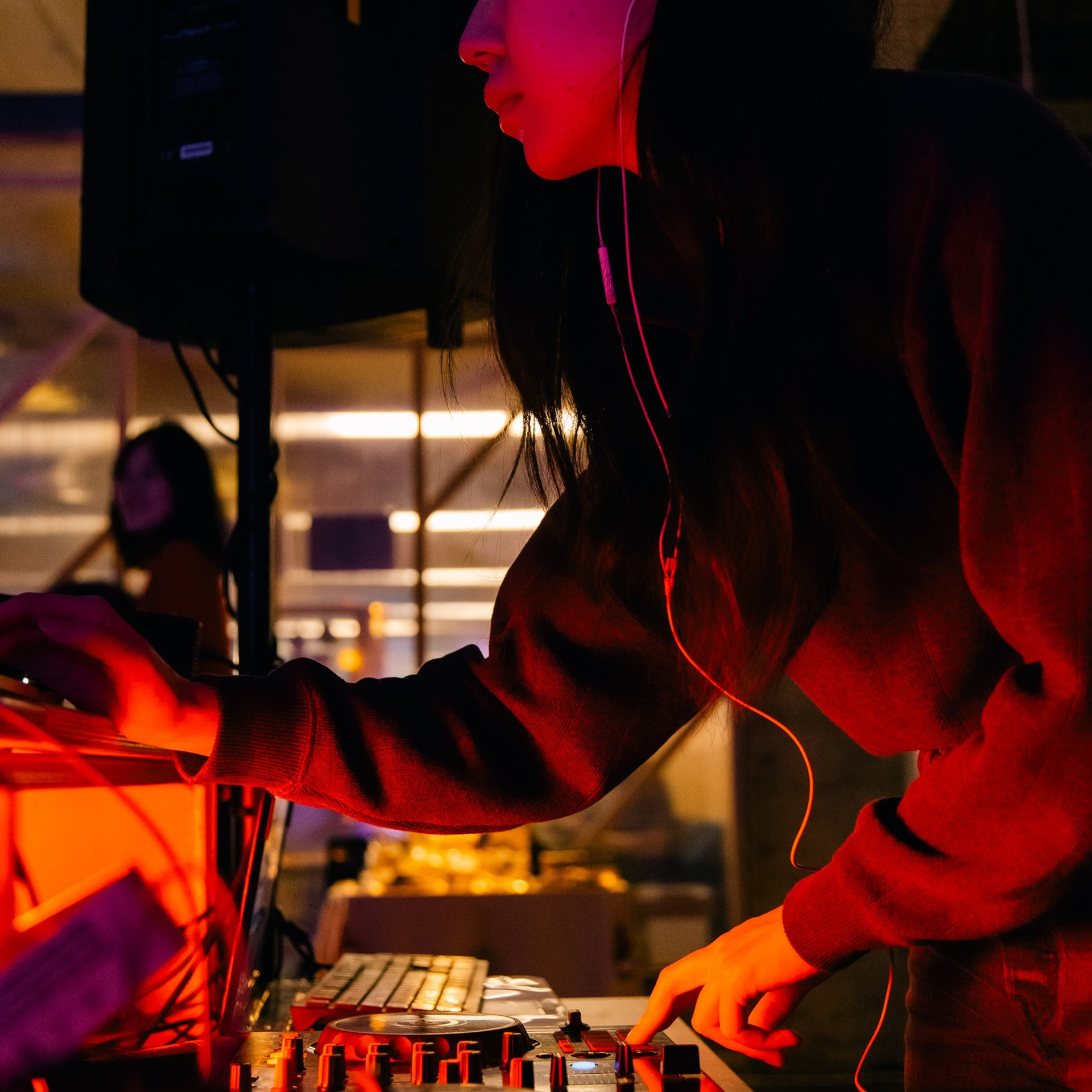 «IskraMarket» | № 3. Фотограф Алтай — Айсур Баксаргин