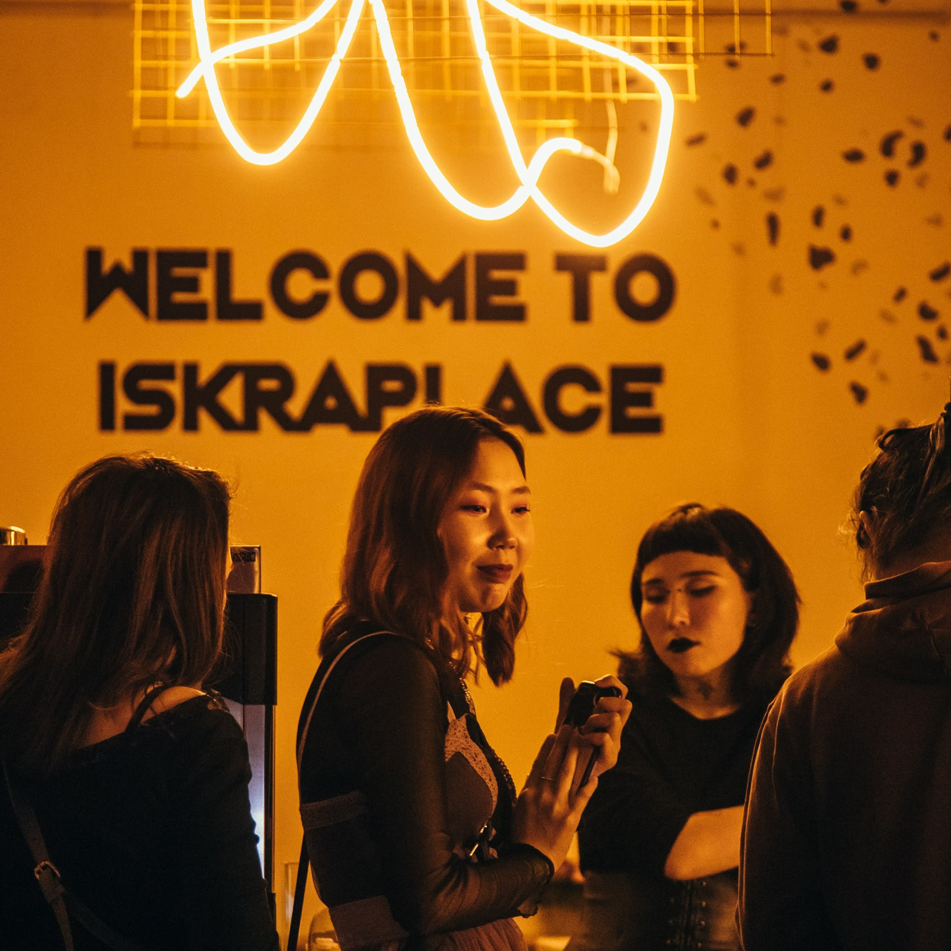 «IskraMarket» | № 2. Фотограф Алтай — Айсур Баксаргин