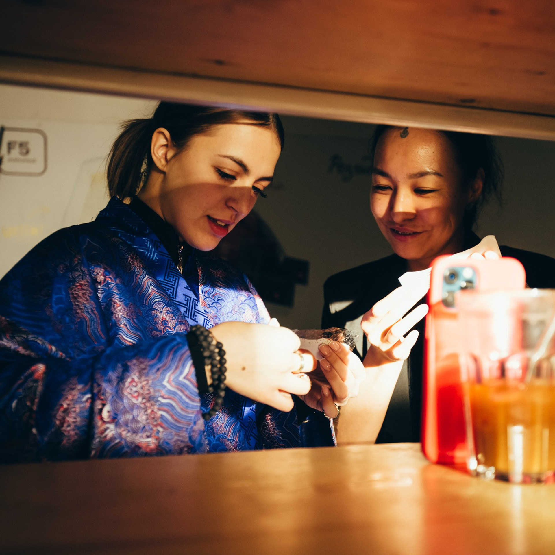 Открытие «IskraSpace». Фотограф Алтай — Айсур Баксаргин