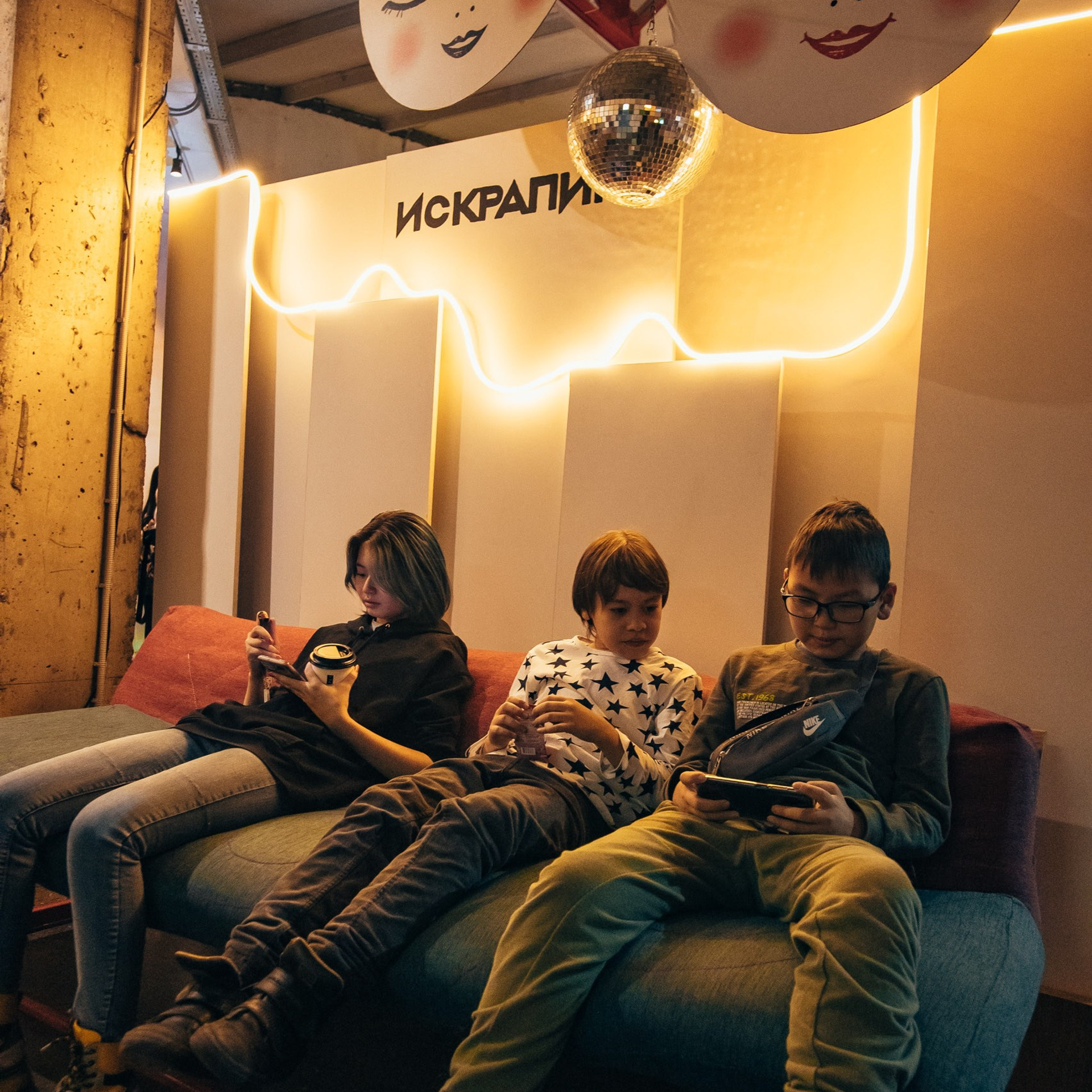 «IskraMarket» | № 2. Фотограф Алтай — Айсур Баксаргин