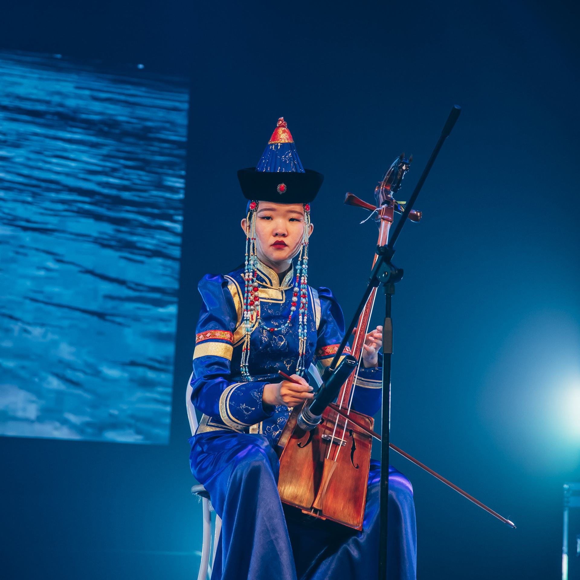 Студенческая весна ВСГИК 22'. Фотограф Алтай — Айсур Баксаргин
