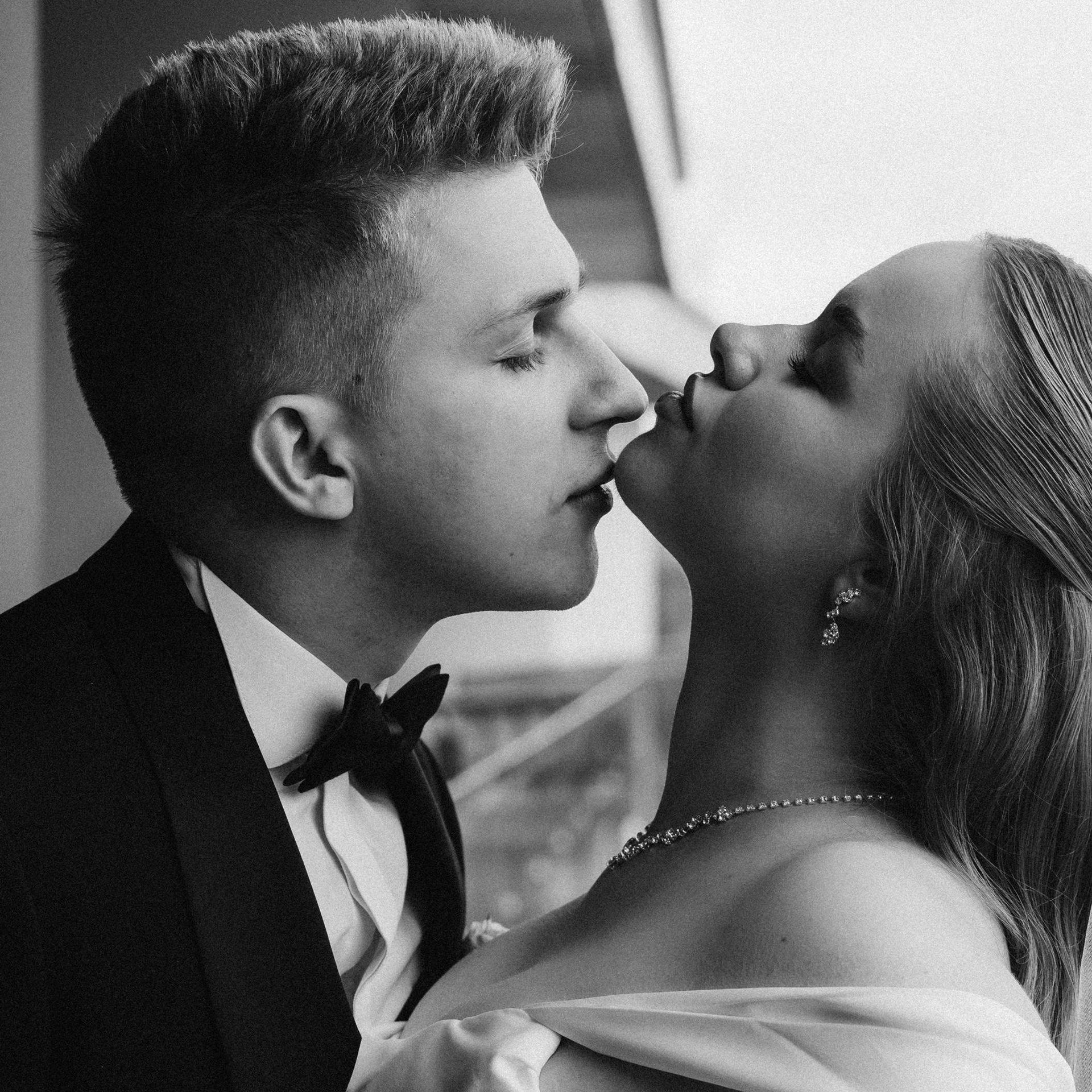 СВАДЕБНЫЕ. Цирковой фотограф Андрей Пухов (Jazz)