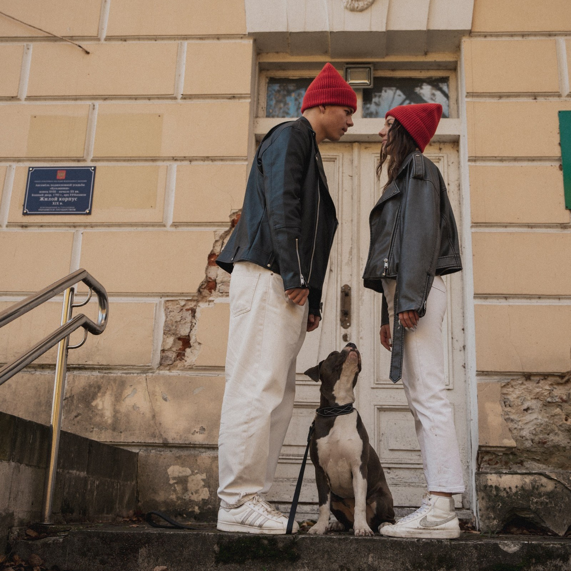 С ♡ М — Красные шапочки