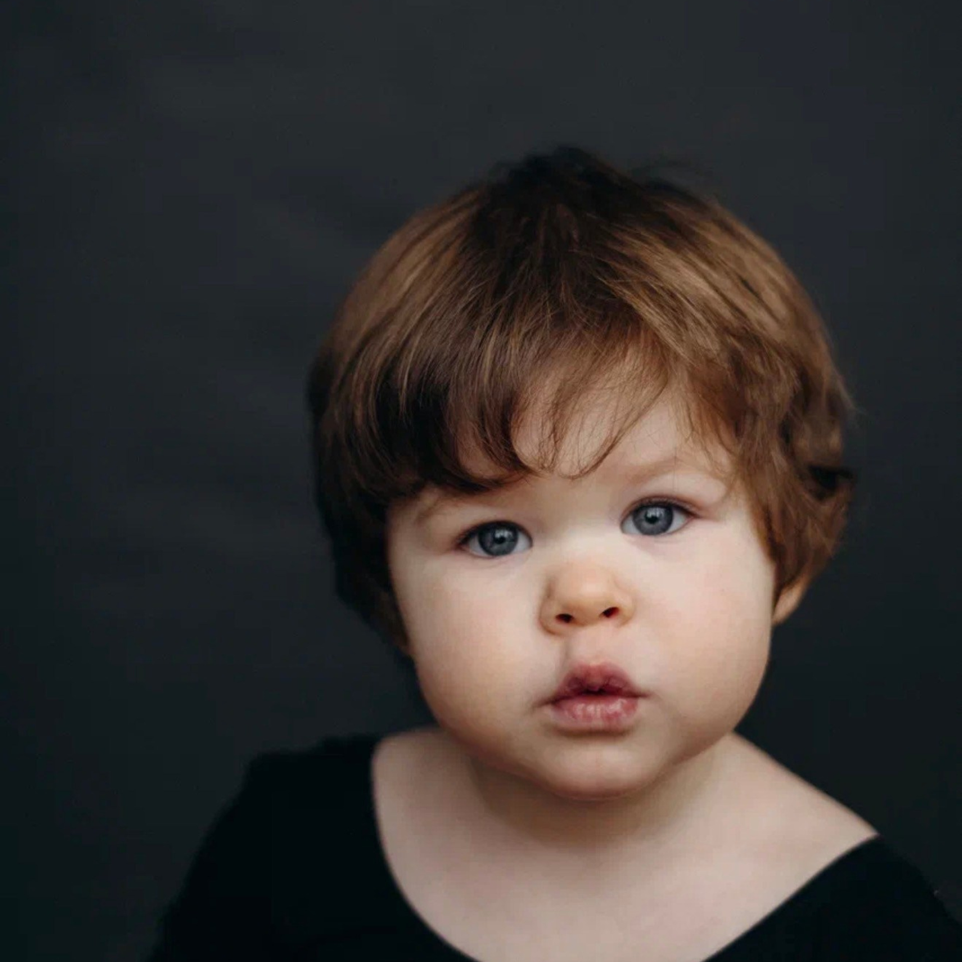 Готовы к съемкам в Москве, Санкт-Петербурге, центральной России. Готовы рассмотреть хороший зарубежный контракт (владение разговорным английский языком у мамы- представителя модели) 