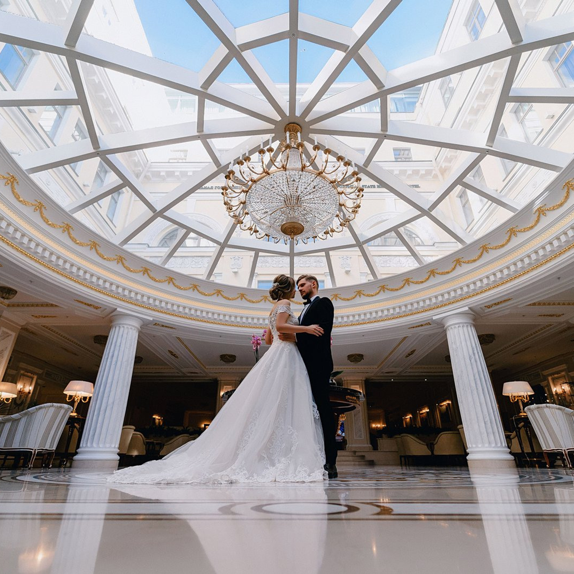 Свадебный и семейный фотограф в Санкт-Петербурге Виктор Голубев