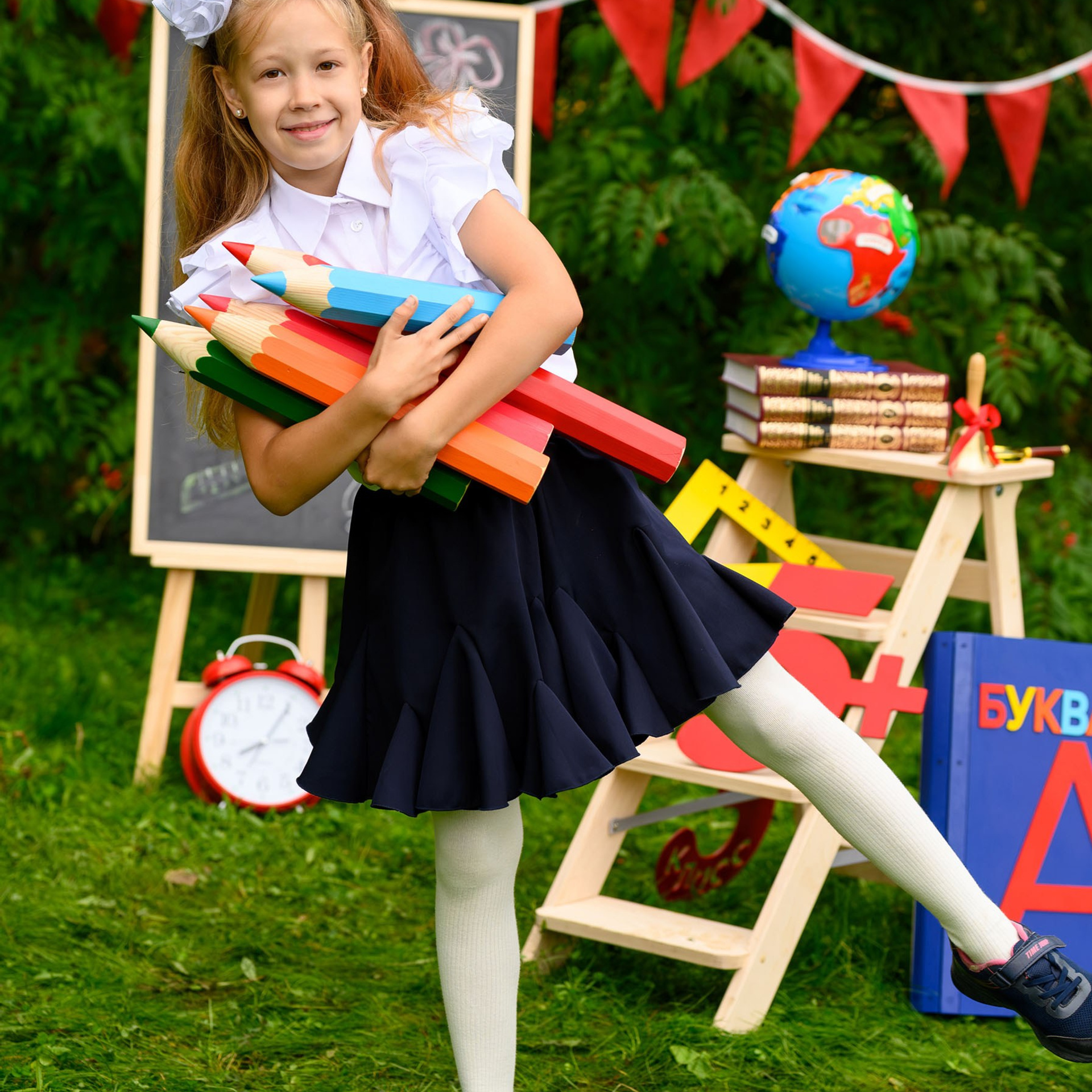 Фотопроект «Здравствуй, школа». Фотоальбомы для выпускников школ и детских садов в Республике Алтай и за её пределами