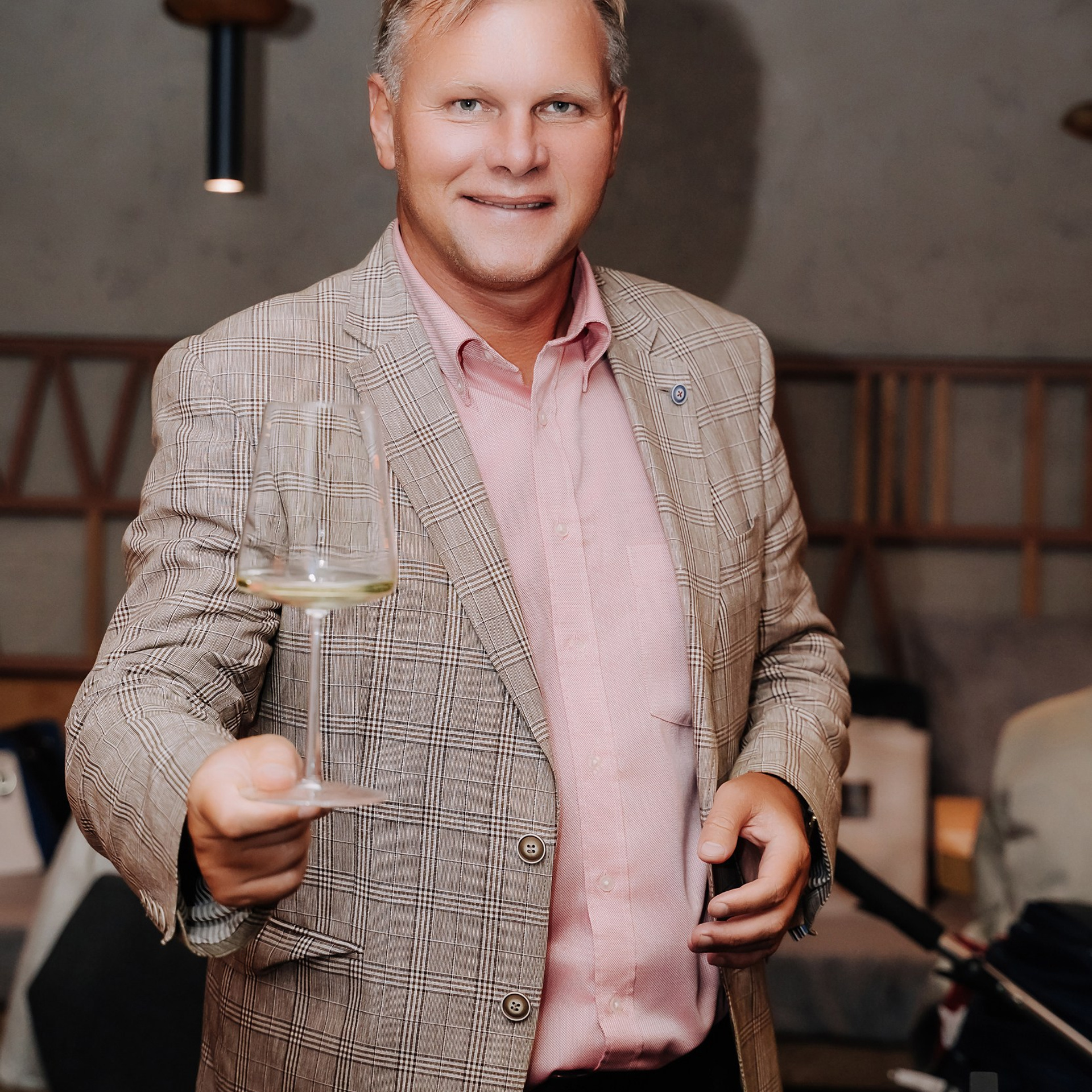 Винный ужин HUNT. Репортажный фотограф в Санкт-Петербурге | Влад Грунь